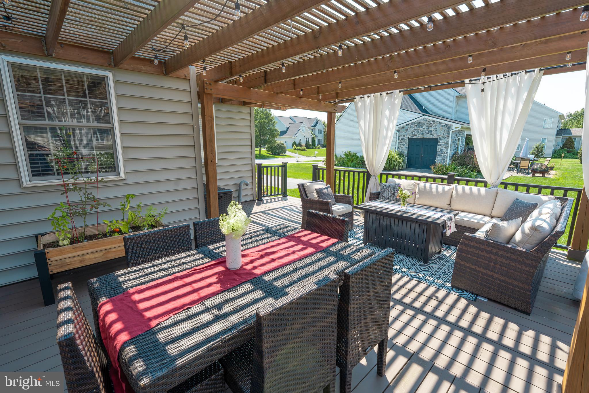 PENNS CROSSING - Residential