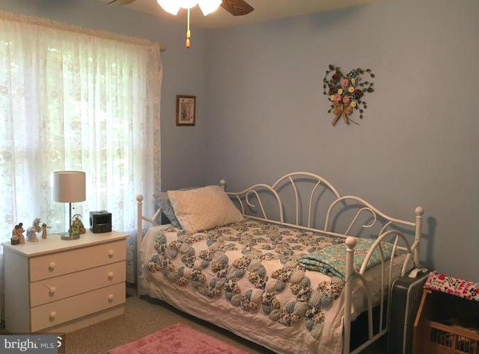 LAKE OF THE WOODS - Residential Lease