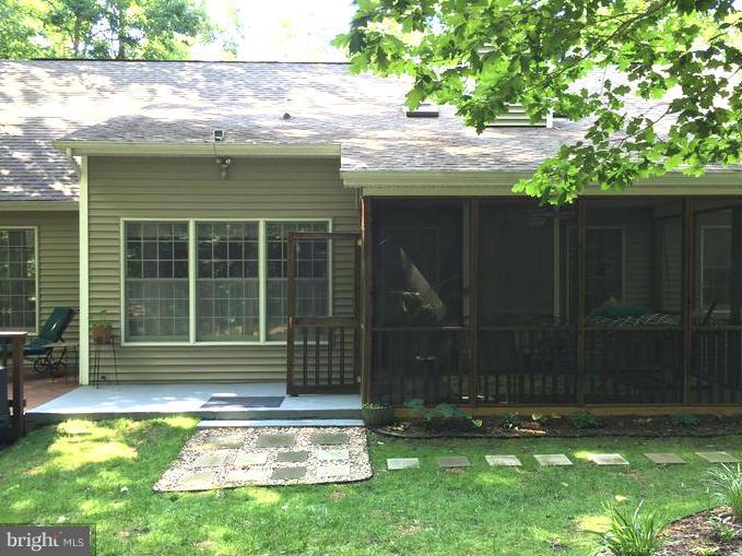 LAKE OF THE WOODS - Residential Lease