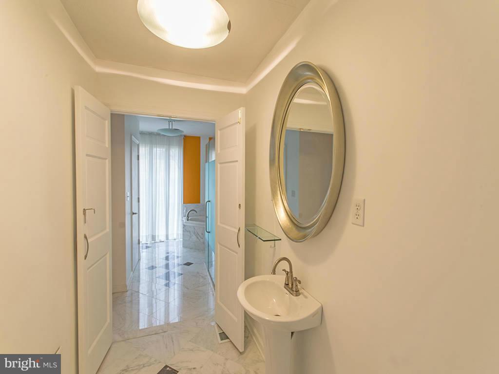 TOM HALL PLACE - Residential