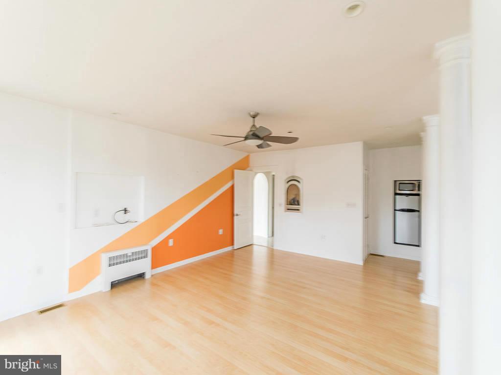 TOM HALL PLACE - Residential