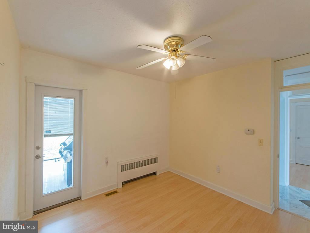 TOM HALL PLACE - Residential