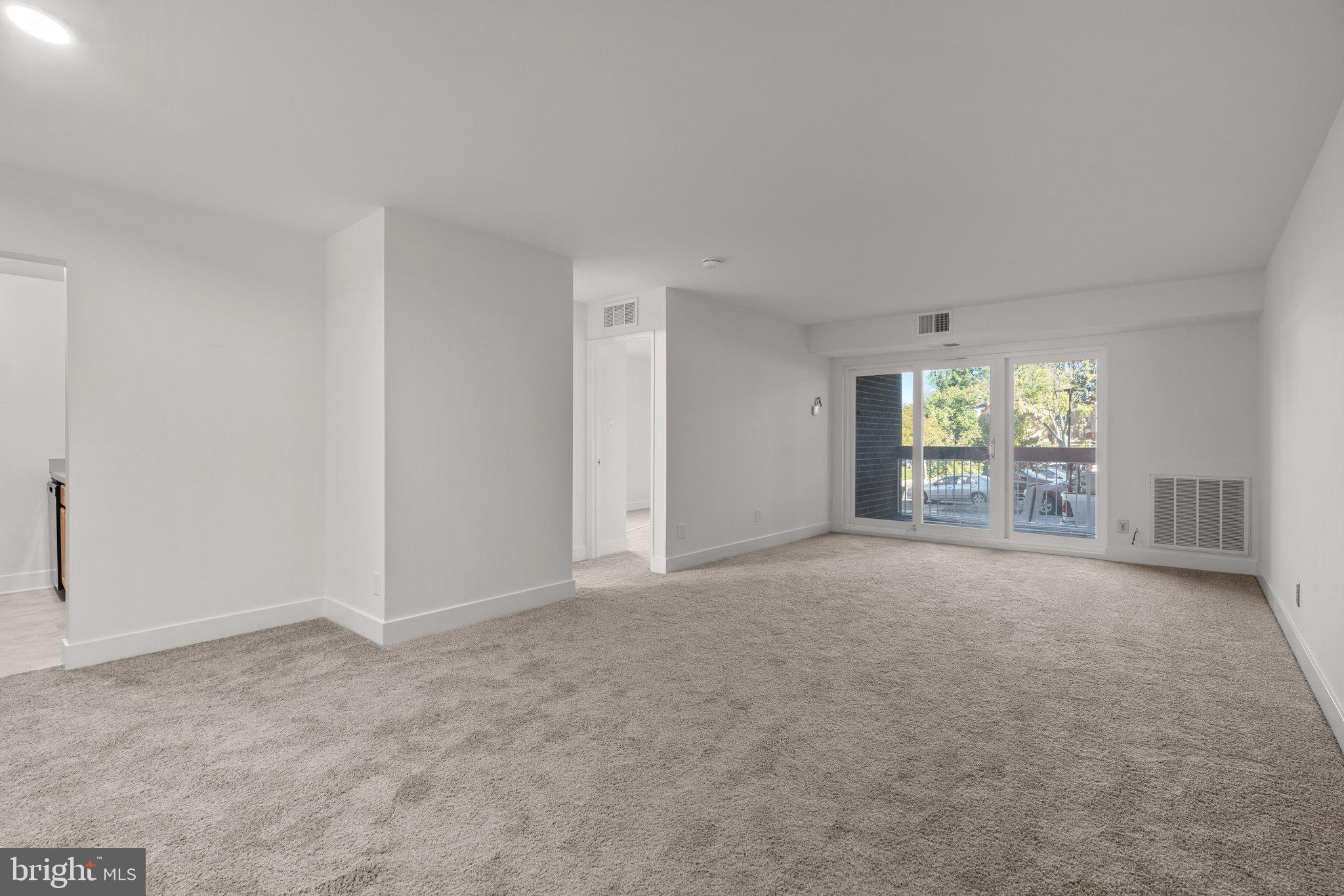 WILDE LAKE - Residential