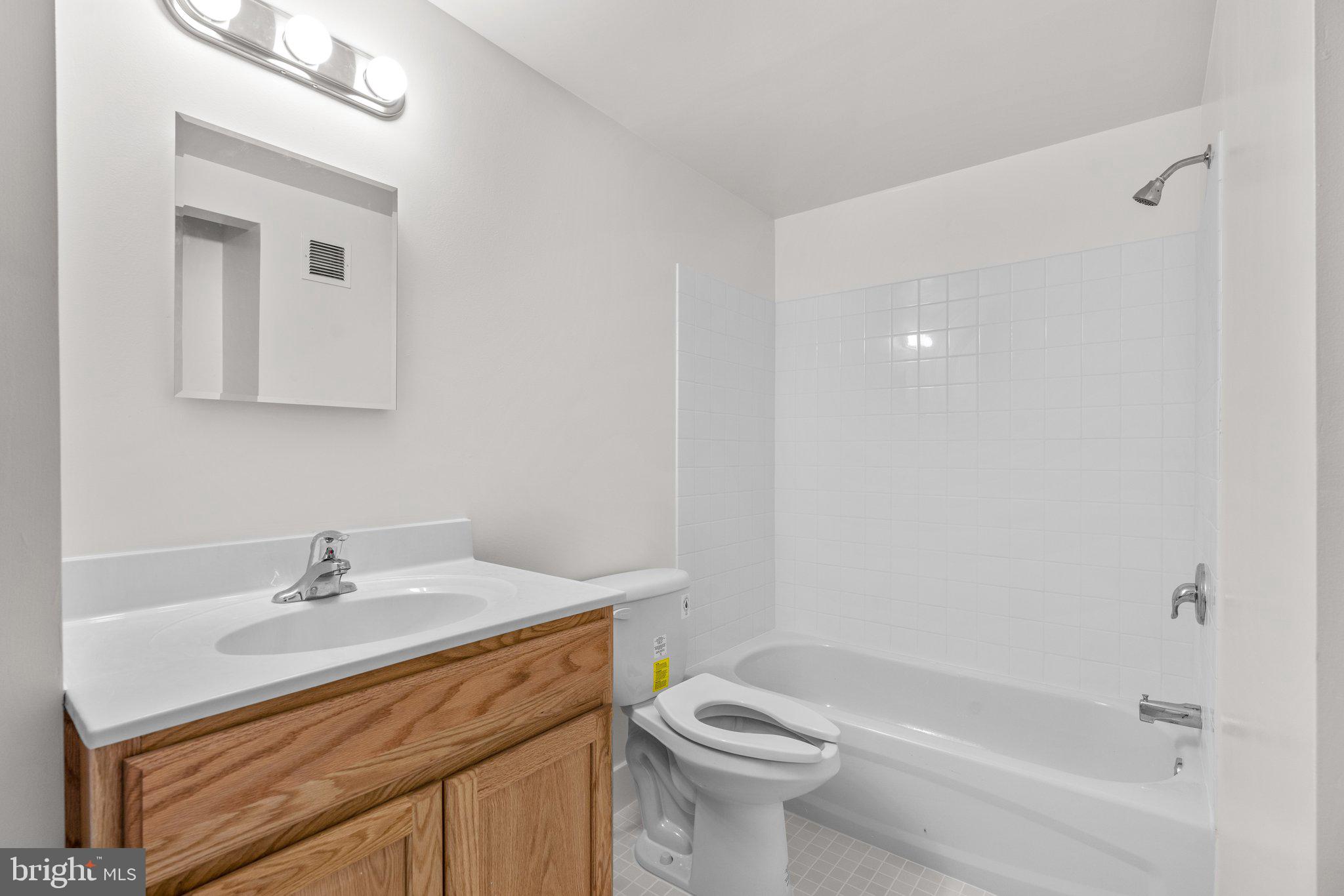 WILDE LAKE - Residential