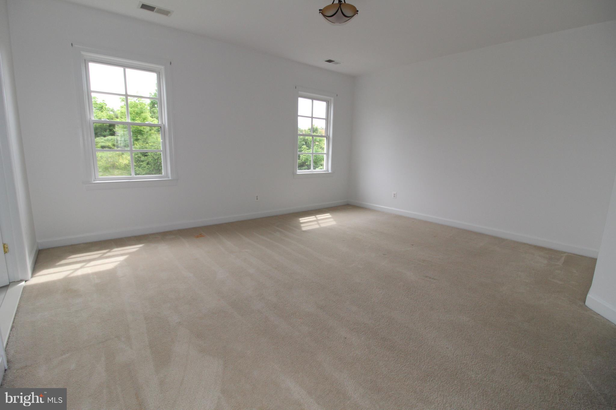 NEW BRISTOW VILLAGE - Residential