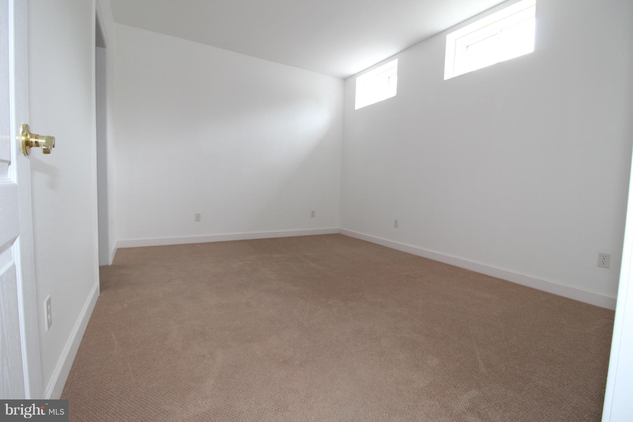 NEW BRISTOW VILLAGE - Residential