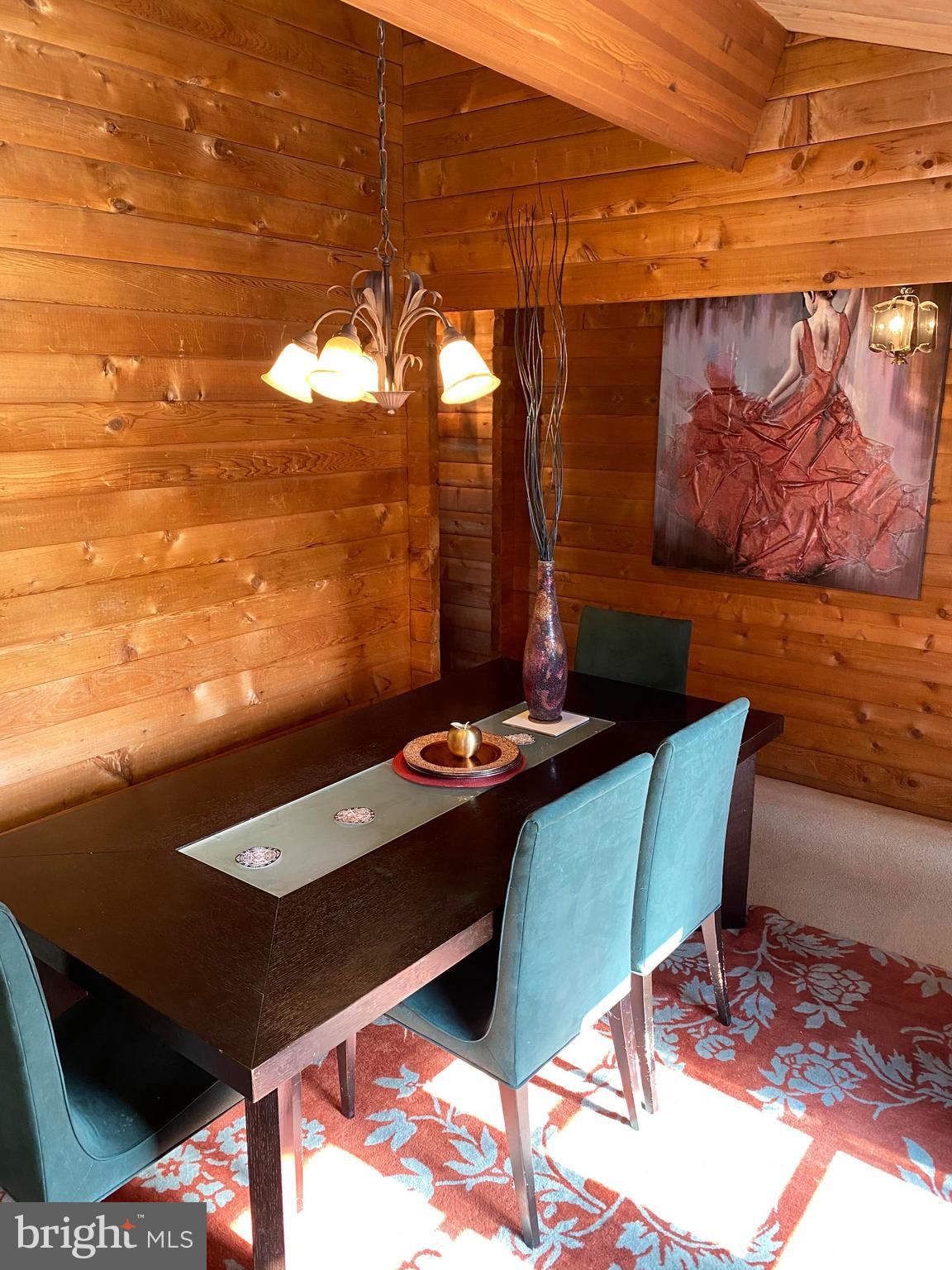 ALDIE ROAD - Residential