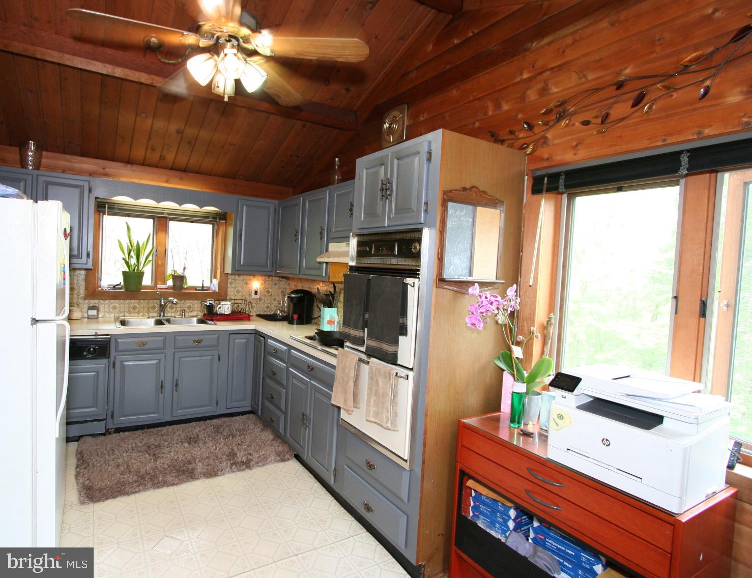 ALDIE ROAD - Residential