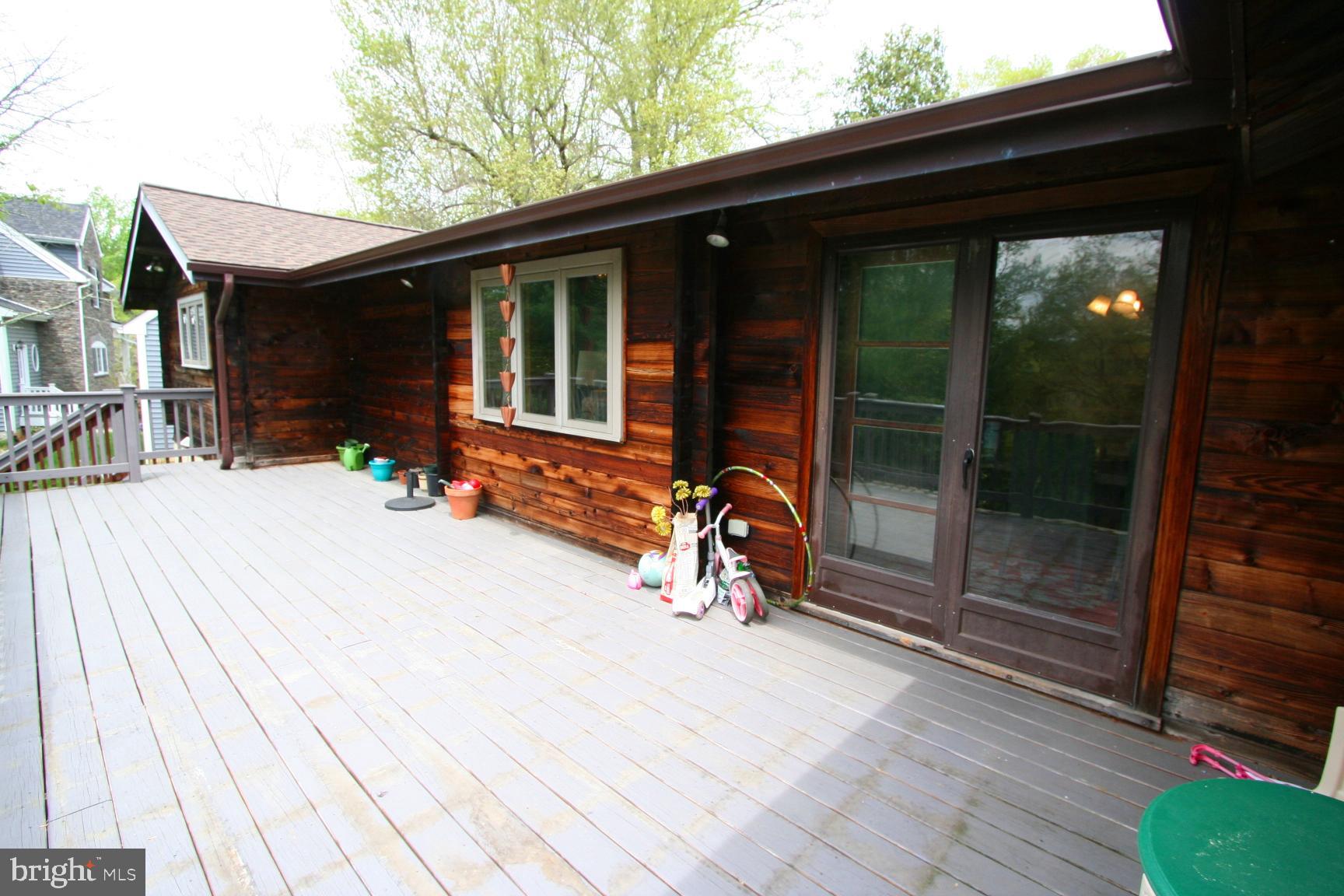 ALDIE ROAD - Residential