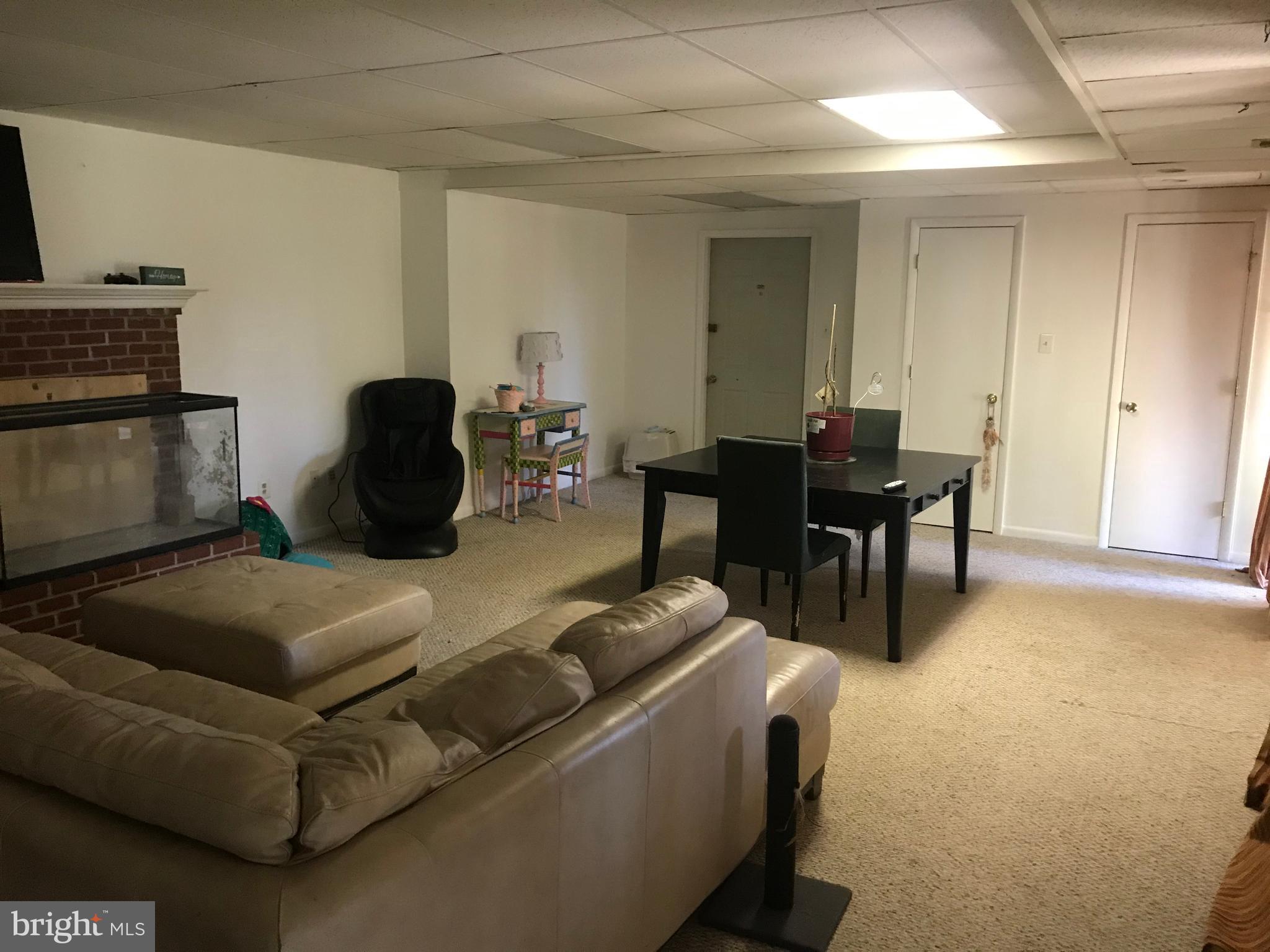 ALDIE ROAD - Residential