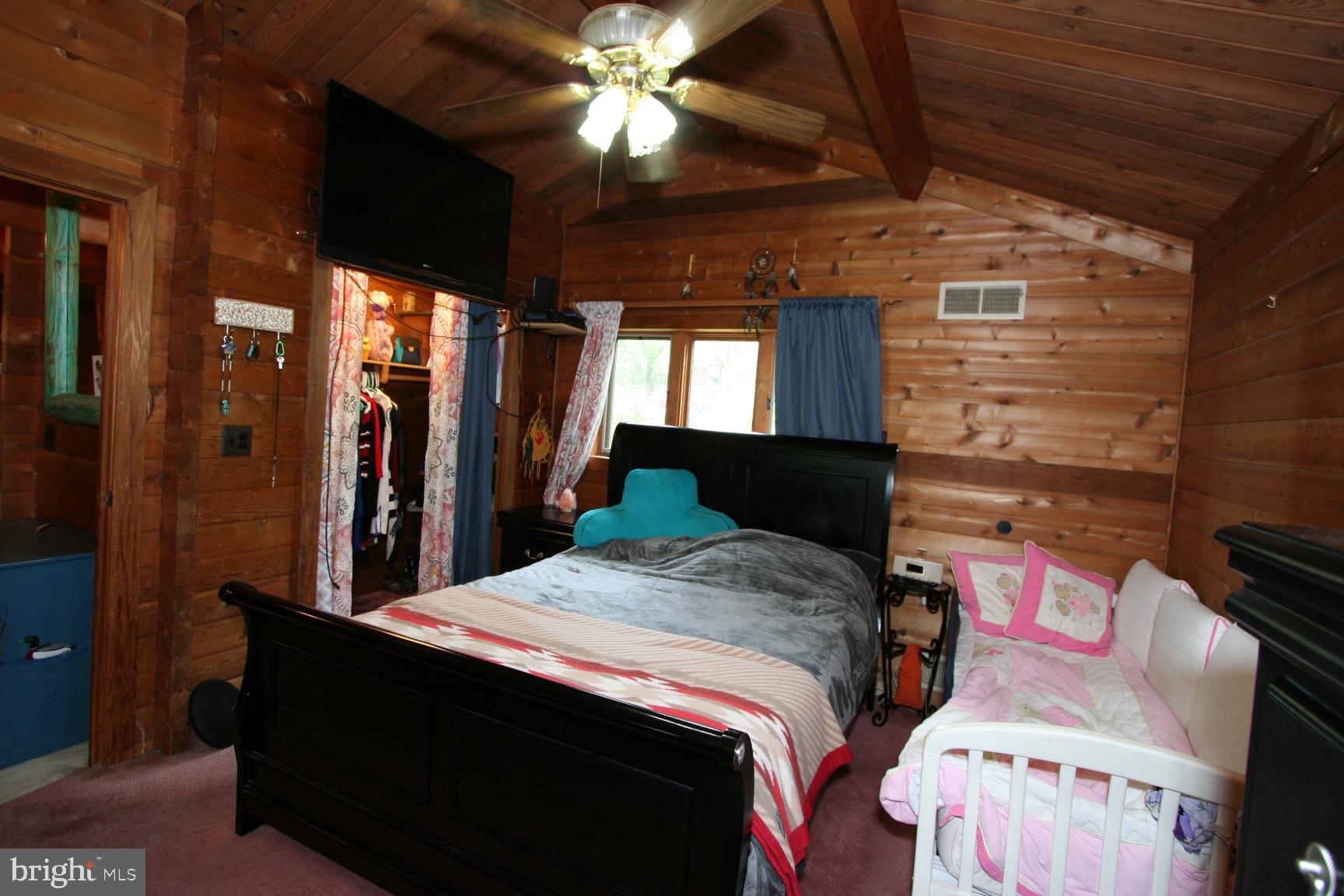 ALDIE ROAD - Residential