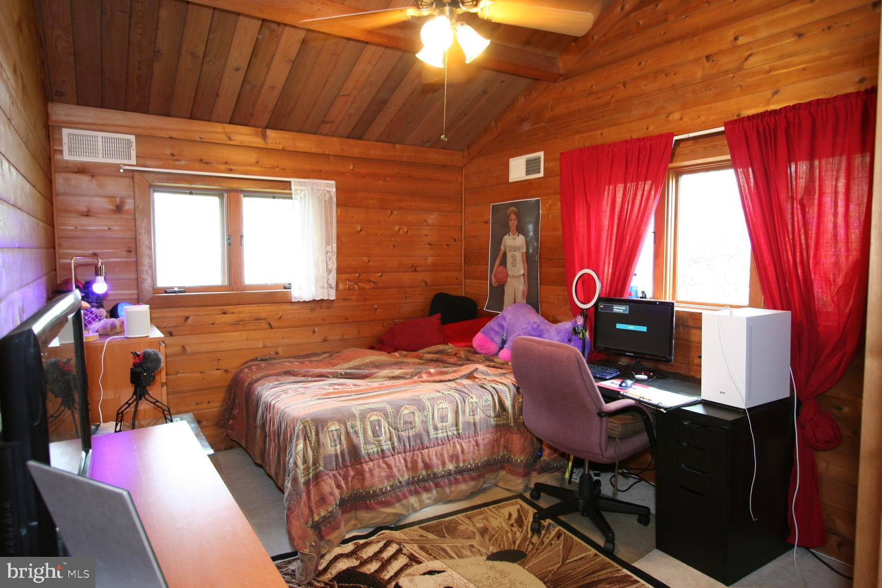 ALDIE ROAD - Residential