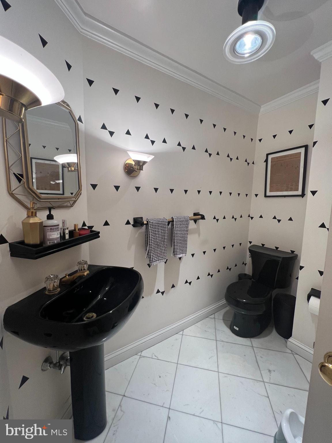 RITTENHOUSE SQUARE - Residential Lease