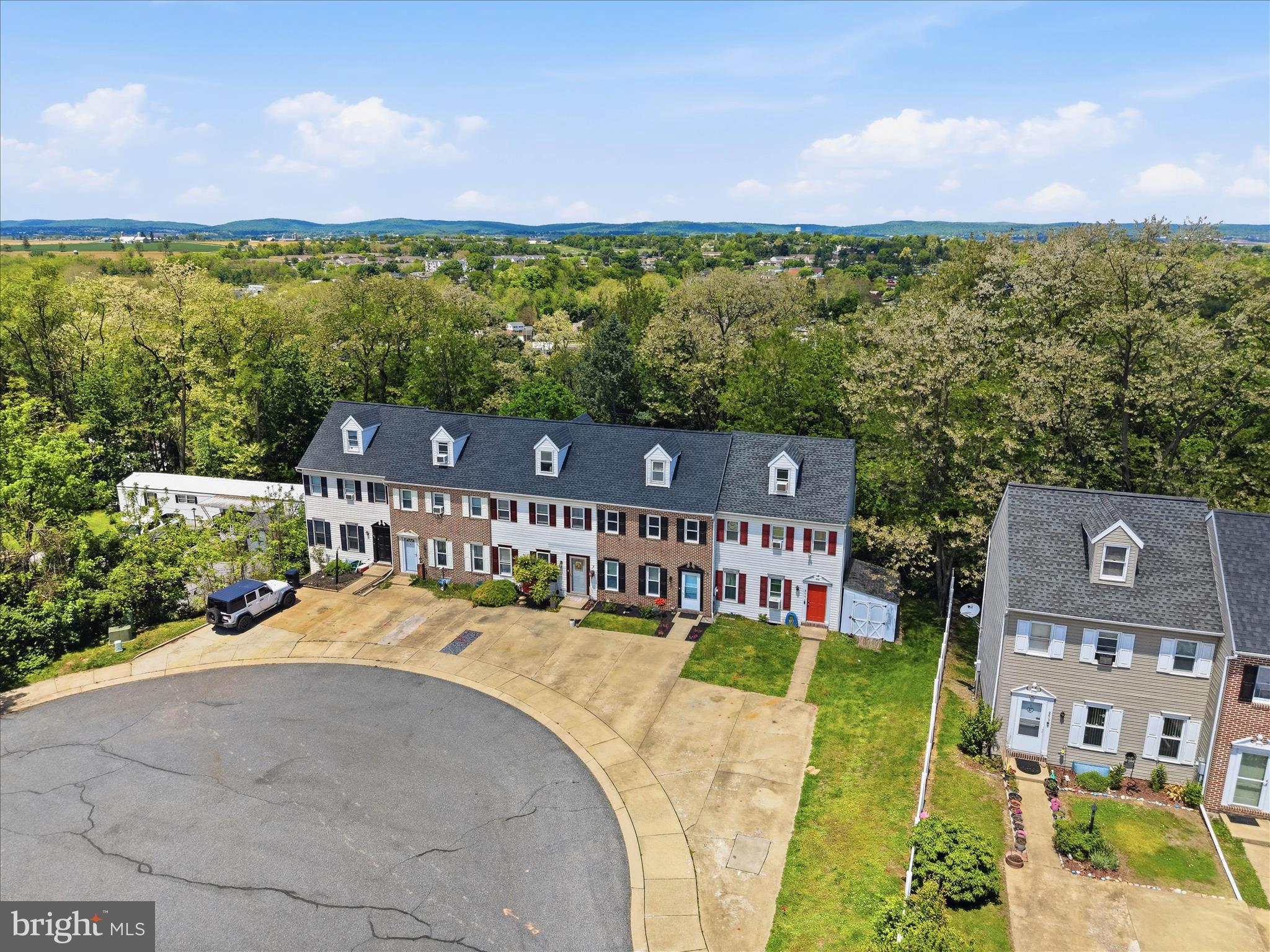HEATHERWOOD HEIGHTS - Residential