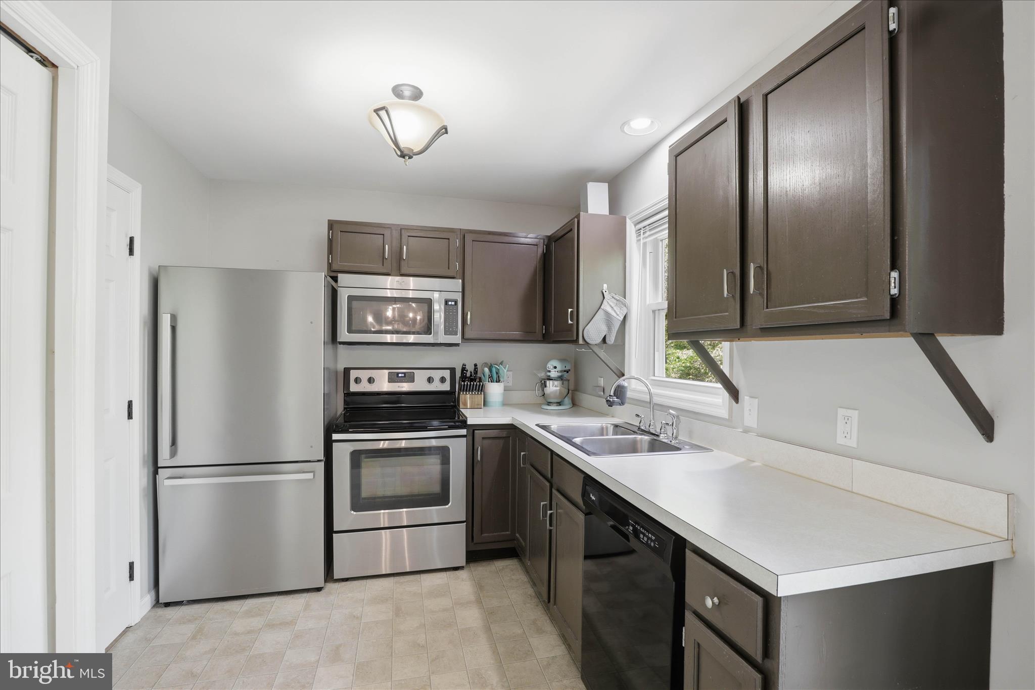 HEATHERWOOD HEIGHTS - Residential