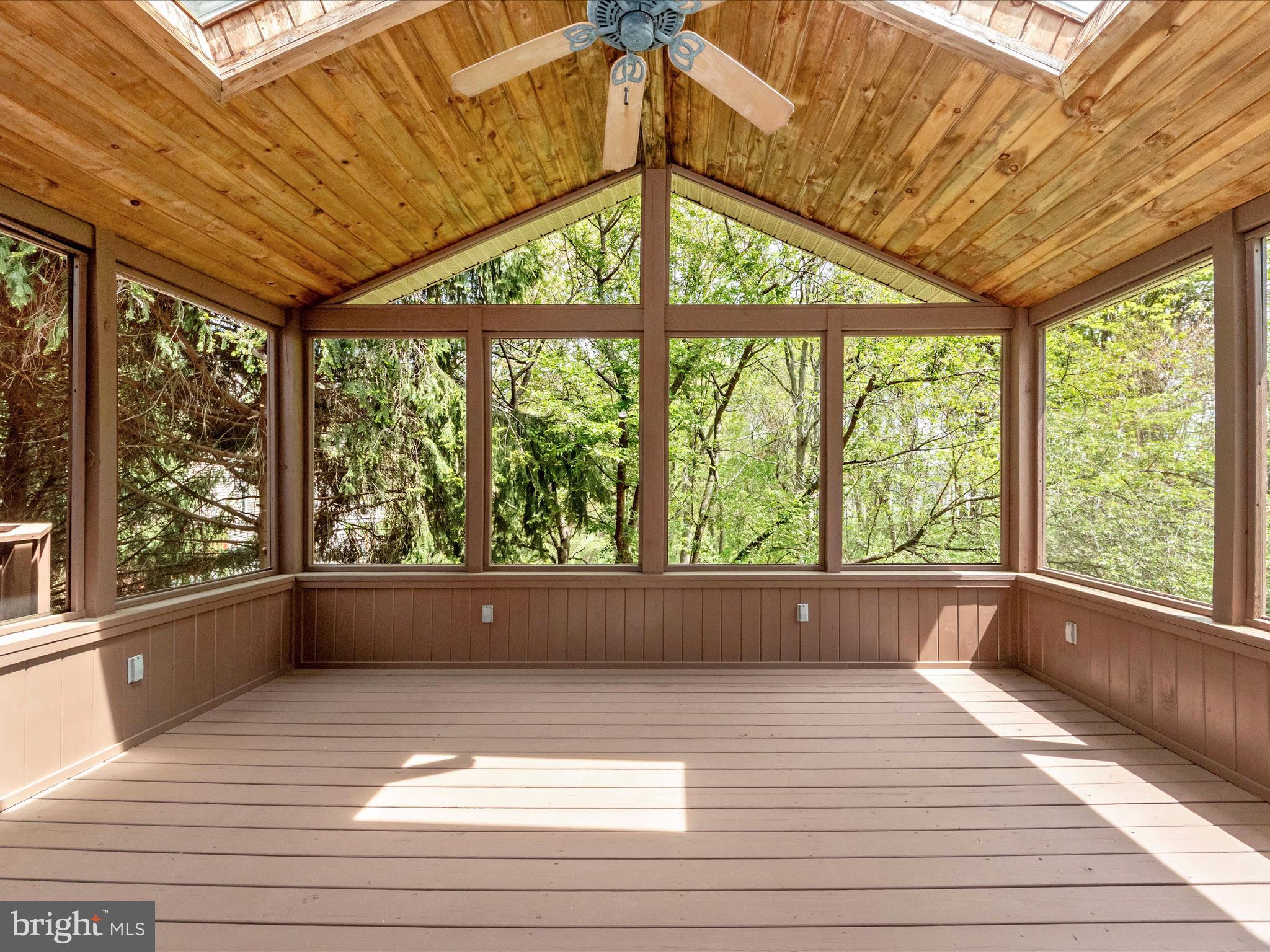 VILLAGE OF RIVER HILL - Residential