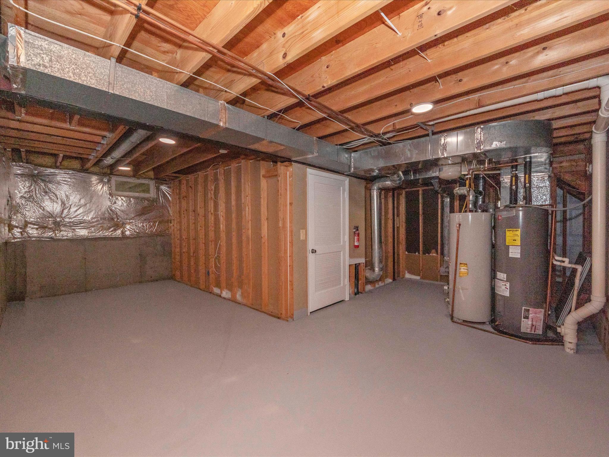 VILLAGE OF RIVER HILL - Residential