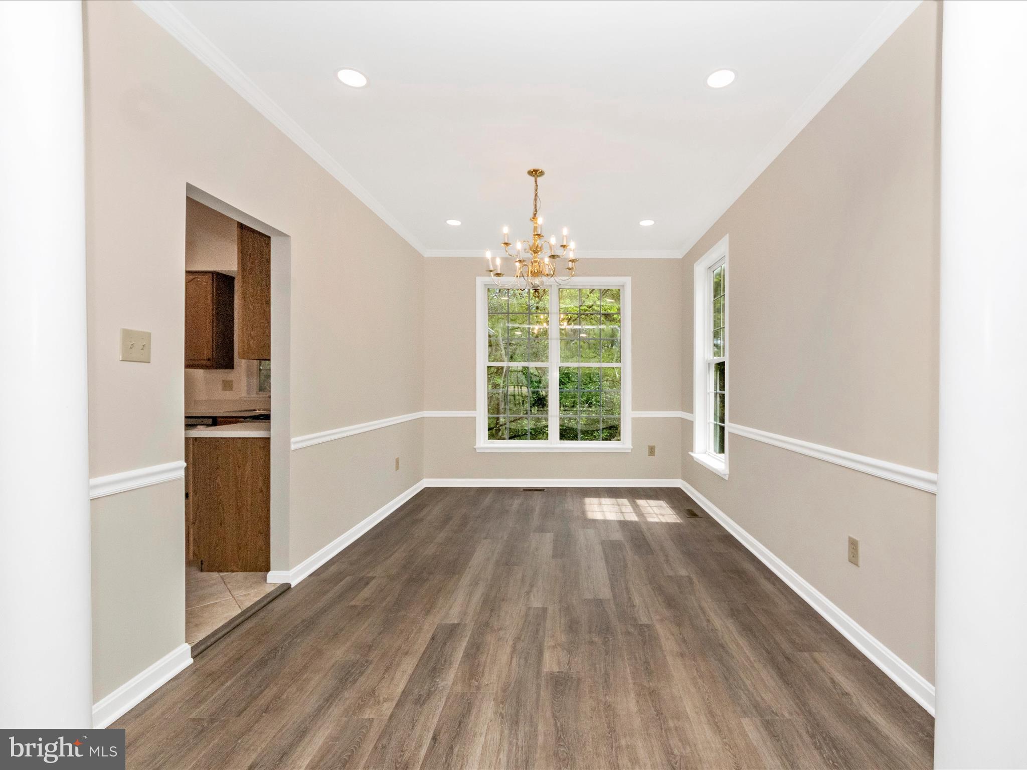 VILLAGE OF RIVER HILL - Residential