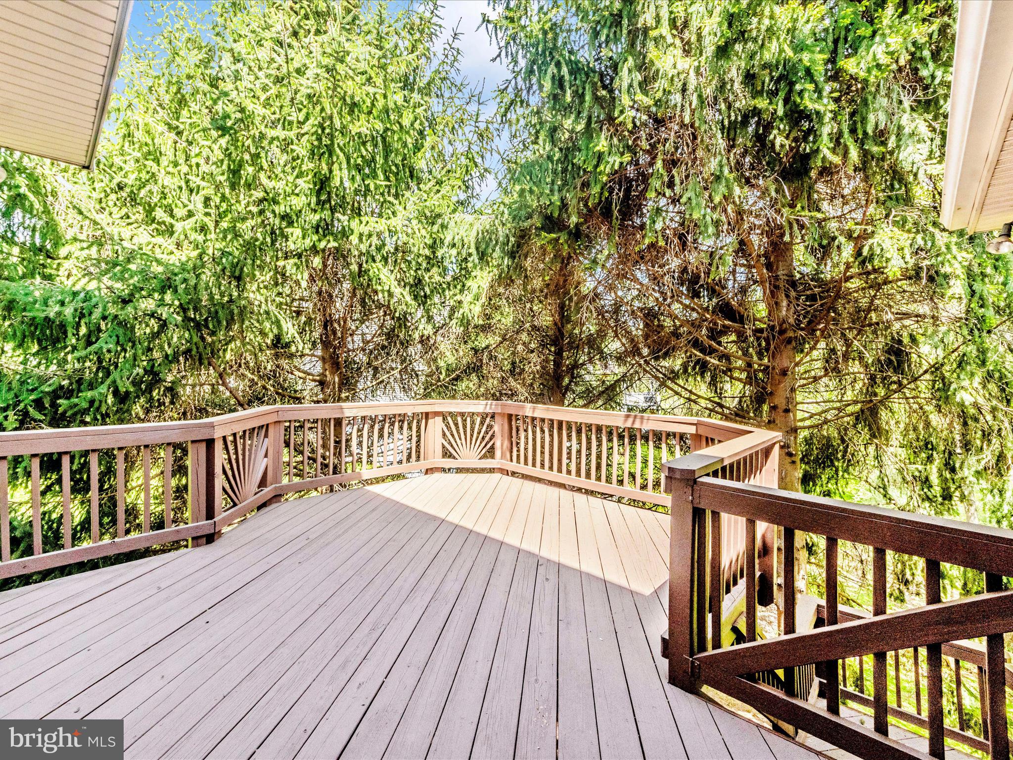 VILLAGE OF RIVER HILL - Residential