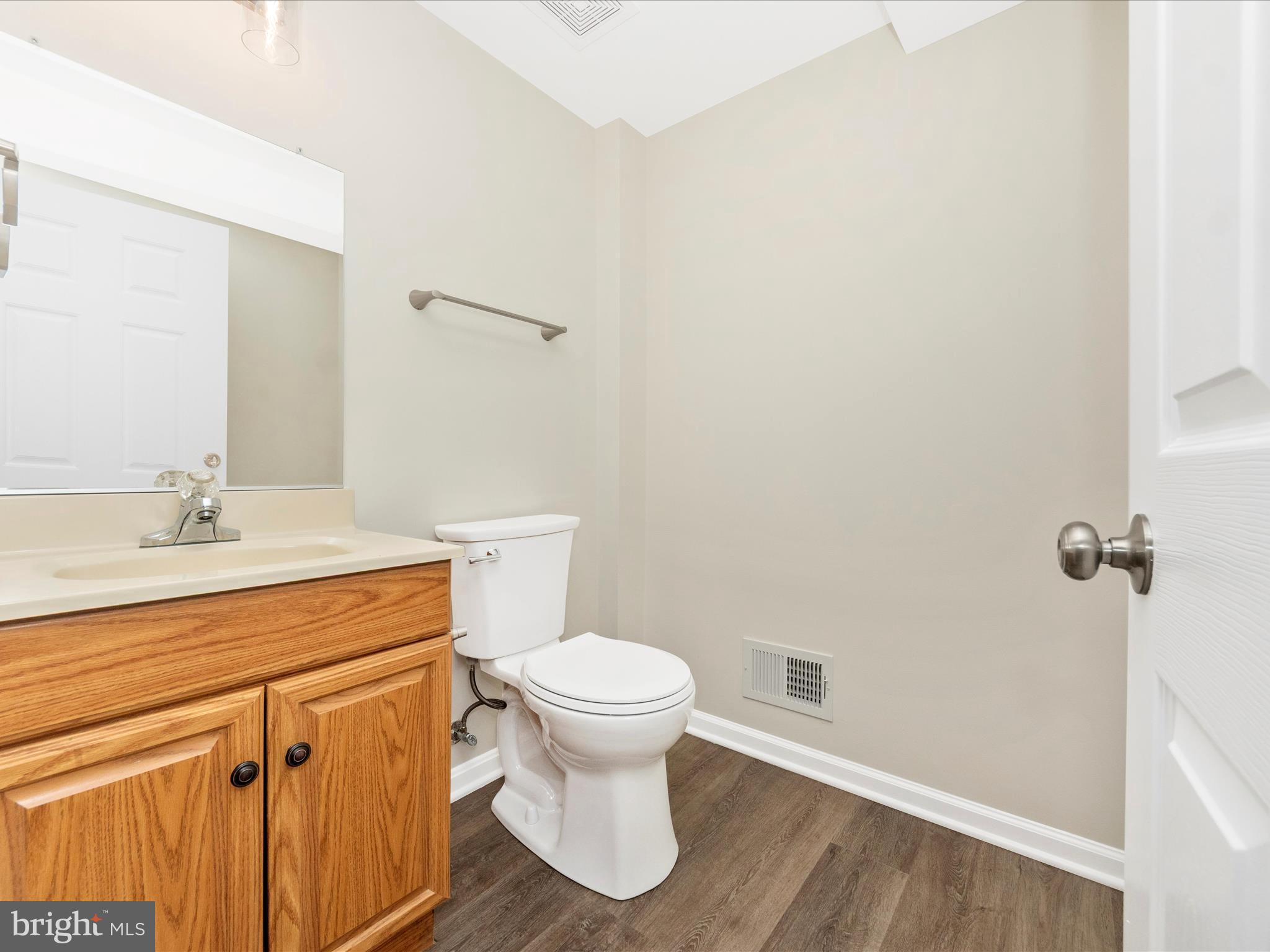 VILLAGE OF RIVER HILL - Residential