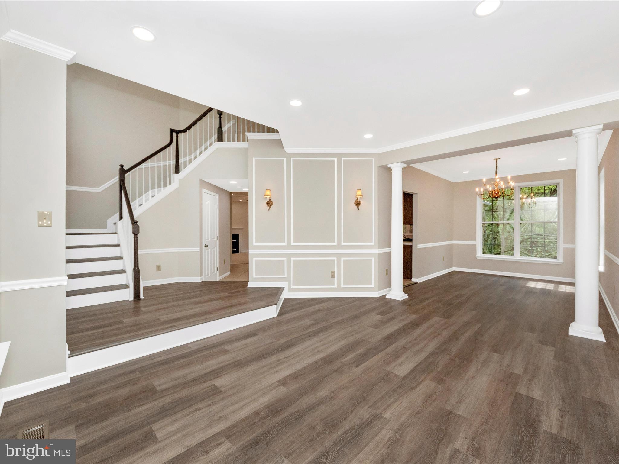 VILLAGE OF RIVER HILL - Residential