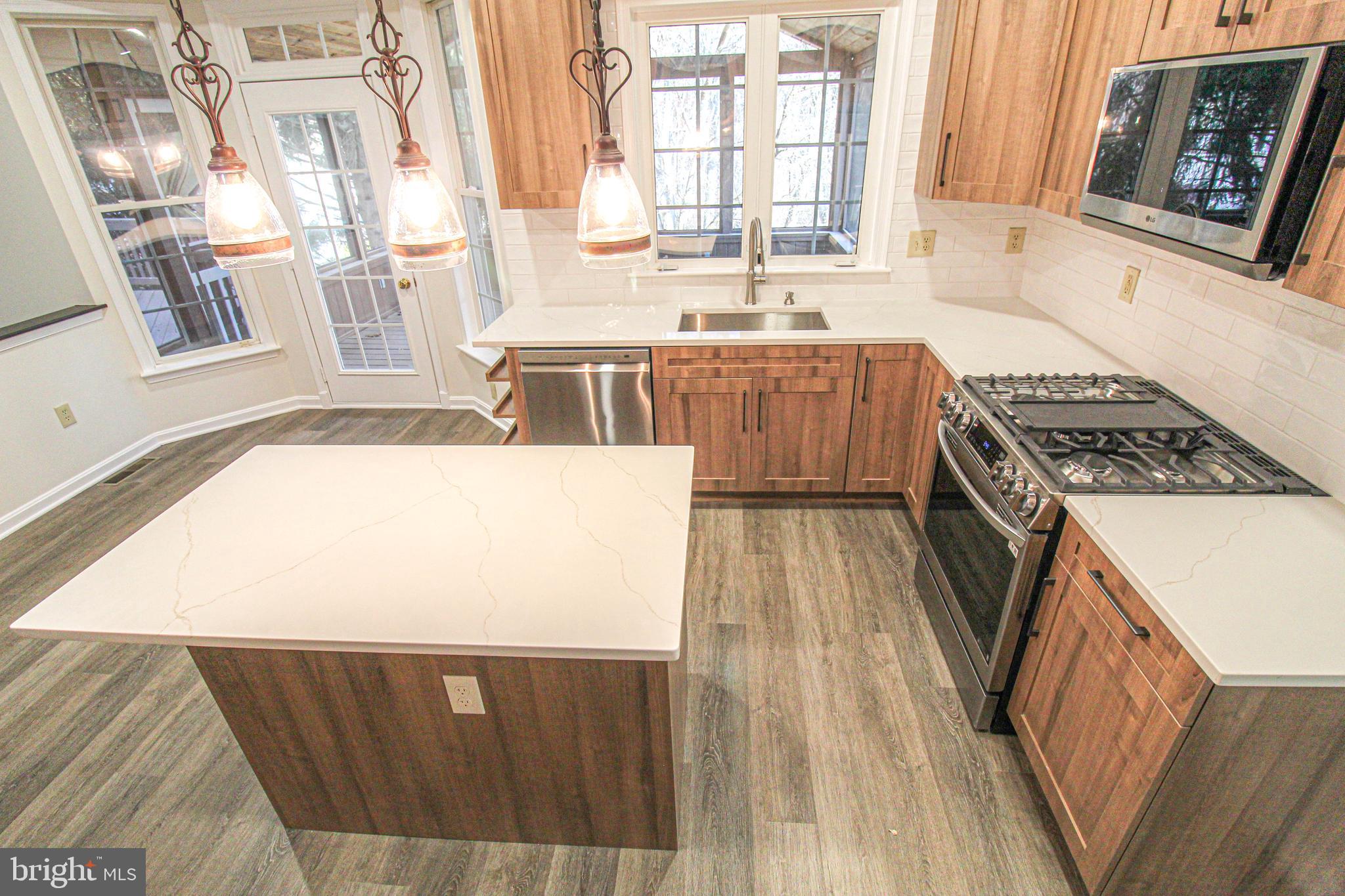 VILLAGE OF RIVER HILL - Residential