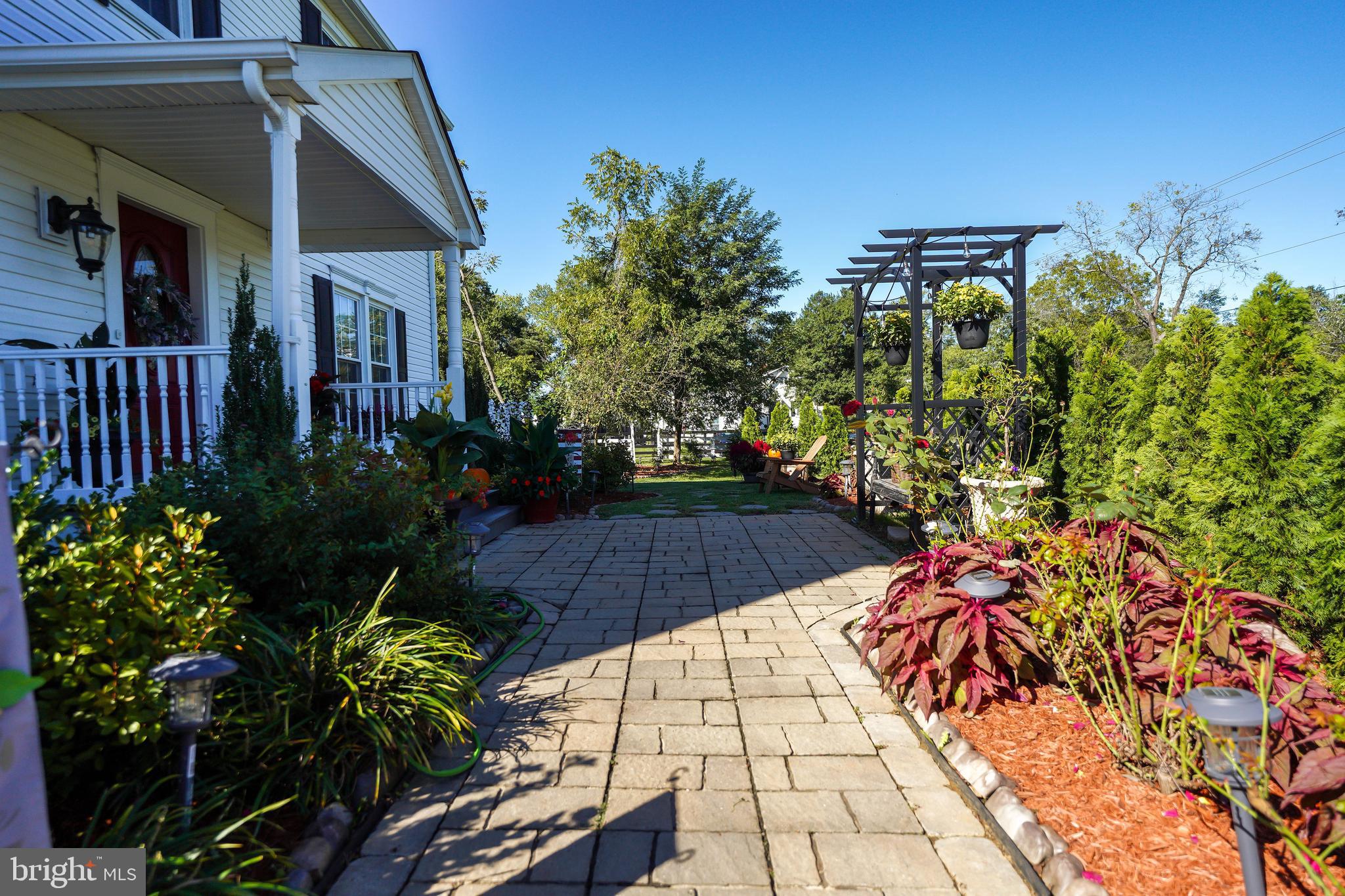 MIDDLEBURG - Residential