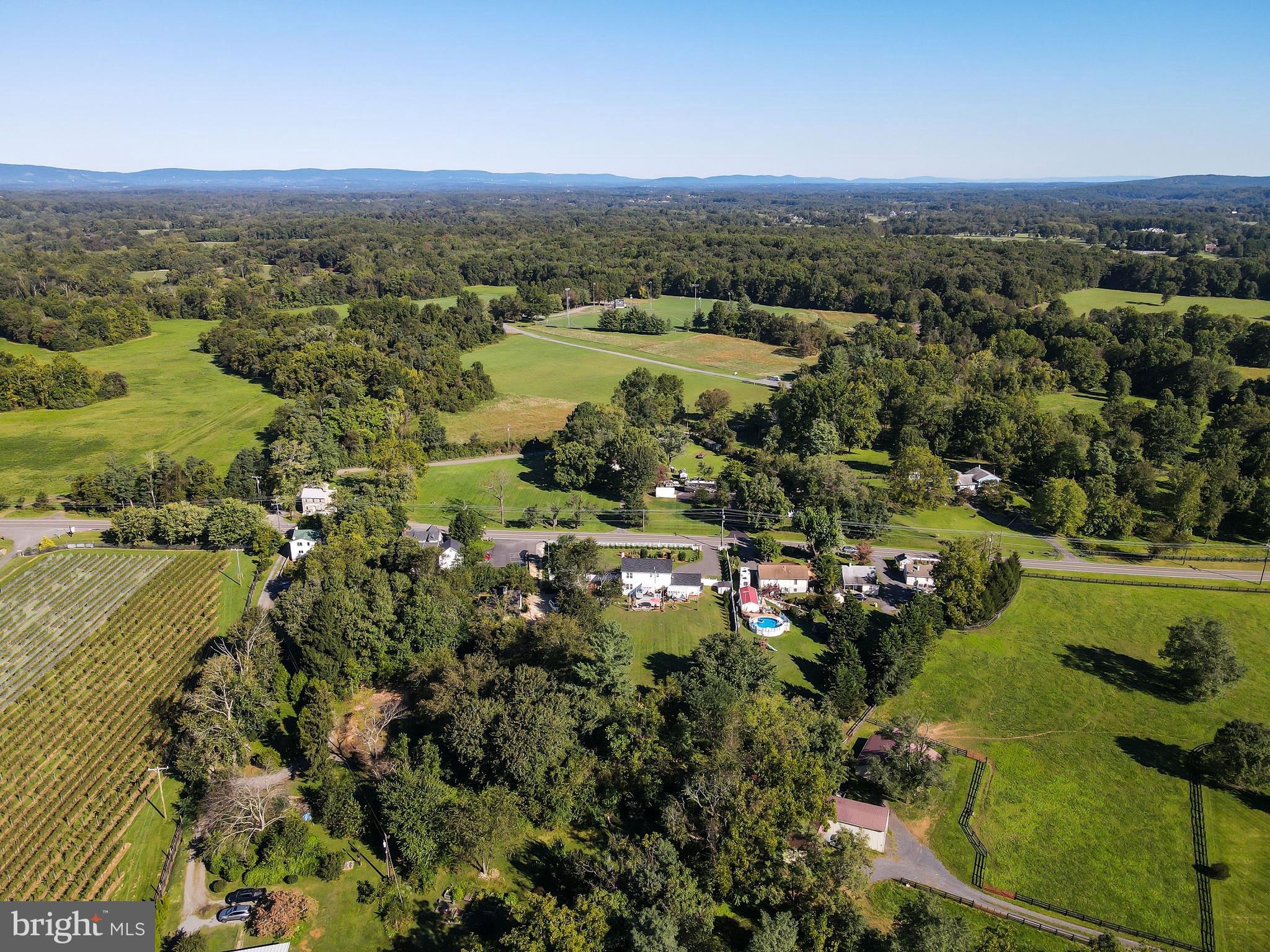 MIDDLEBURG - Residential