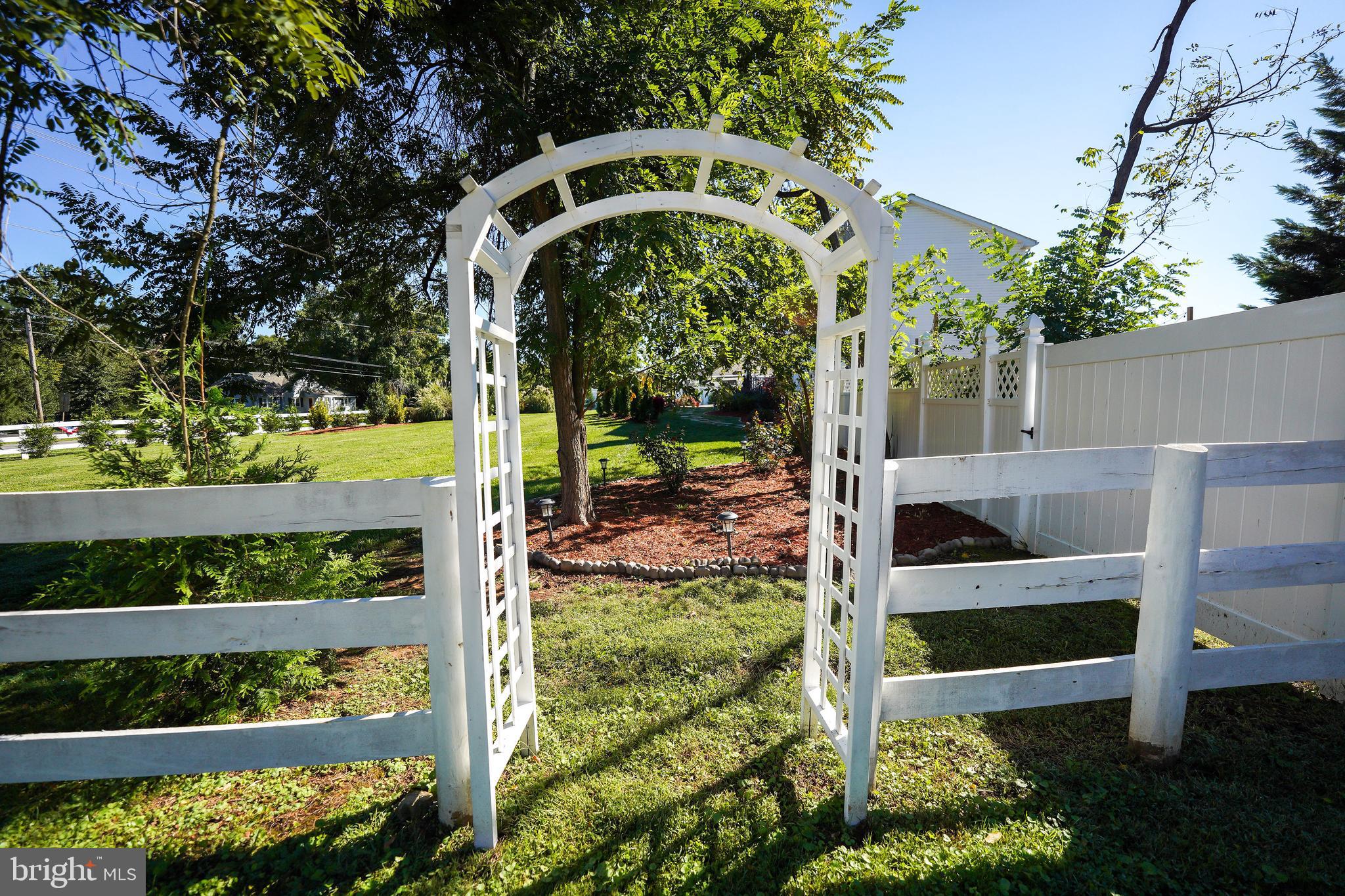 MIDDLEBURG - Residential