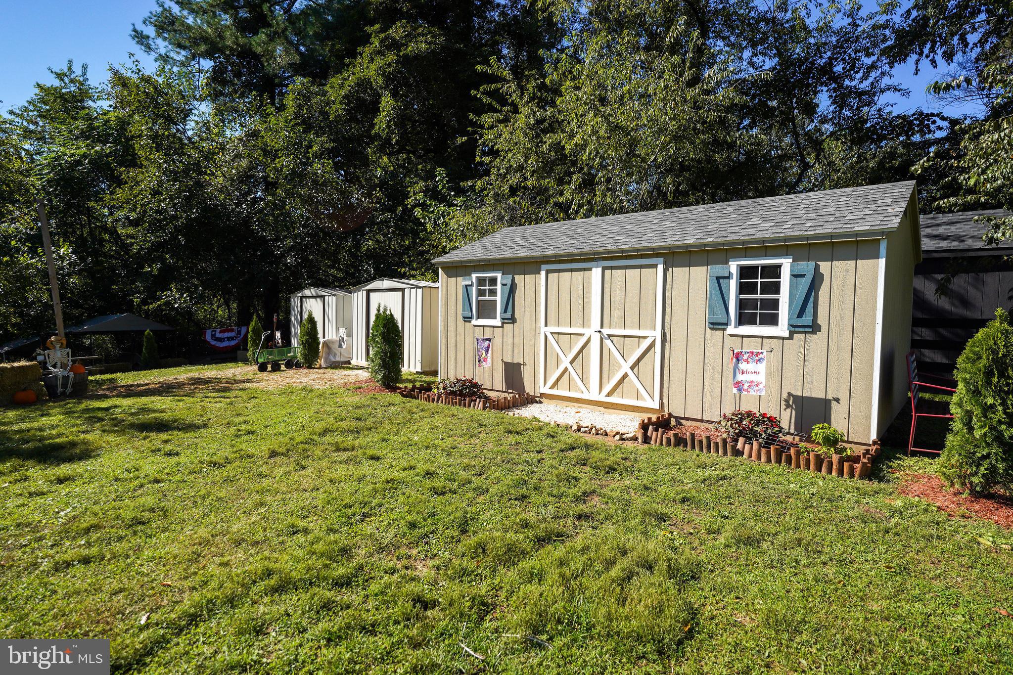 MIDDLEBURG - Residential