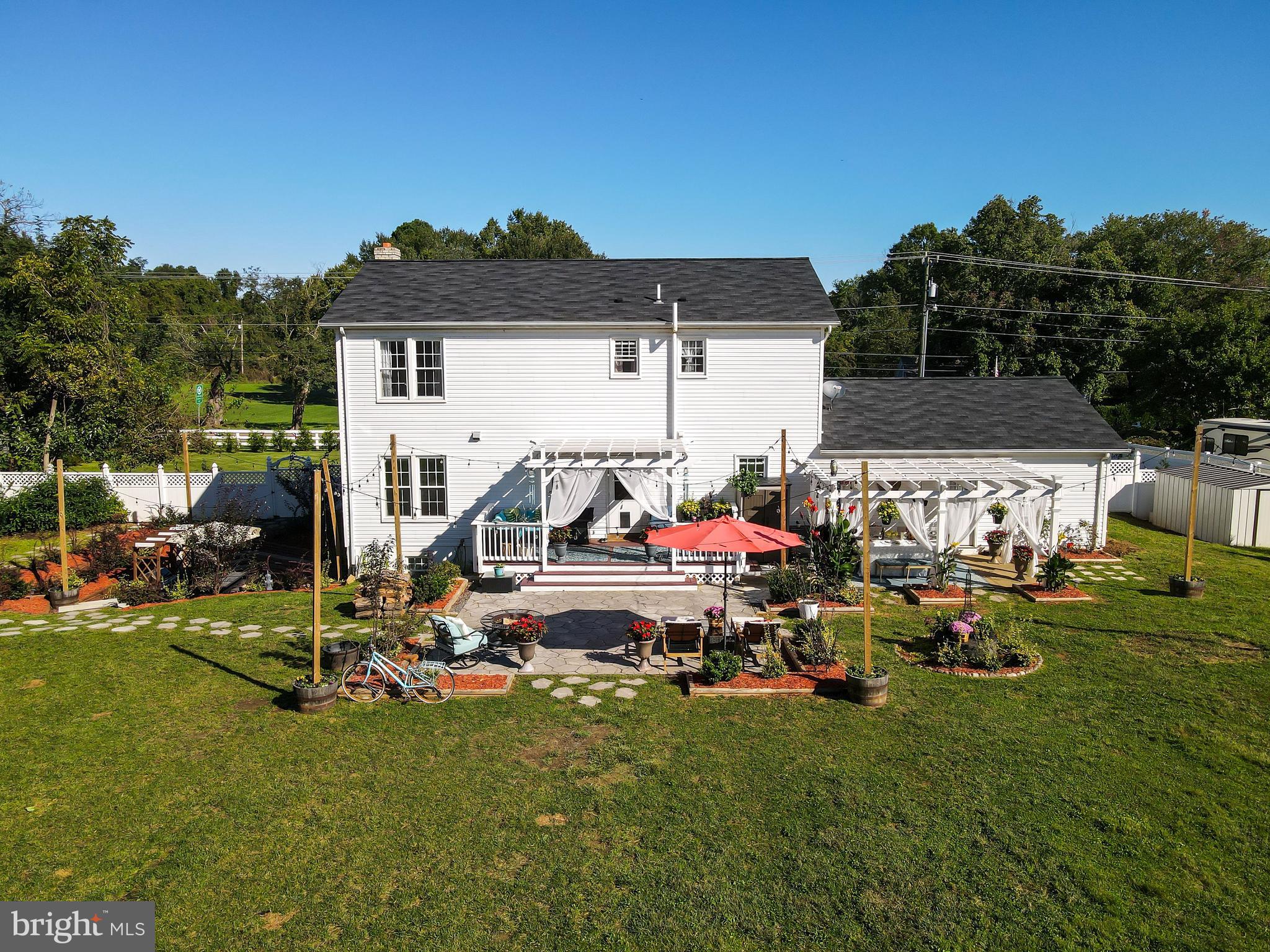 MIDDLEBURG - Residential