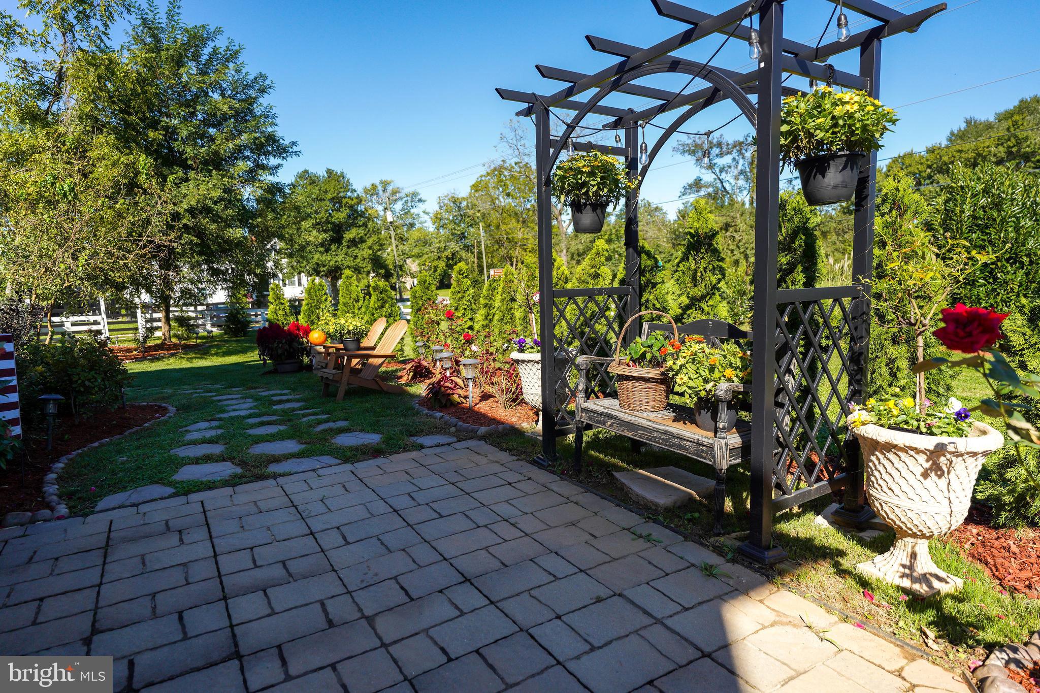 MIDDLEBURG - Residential