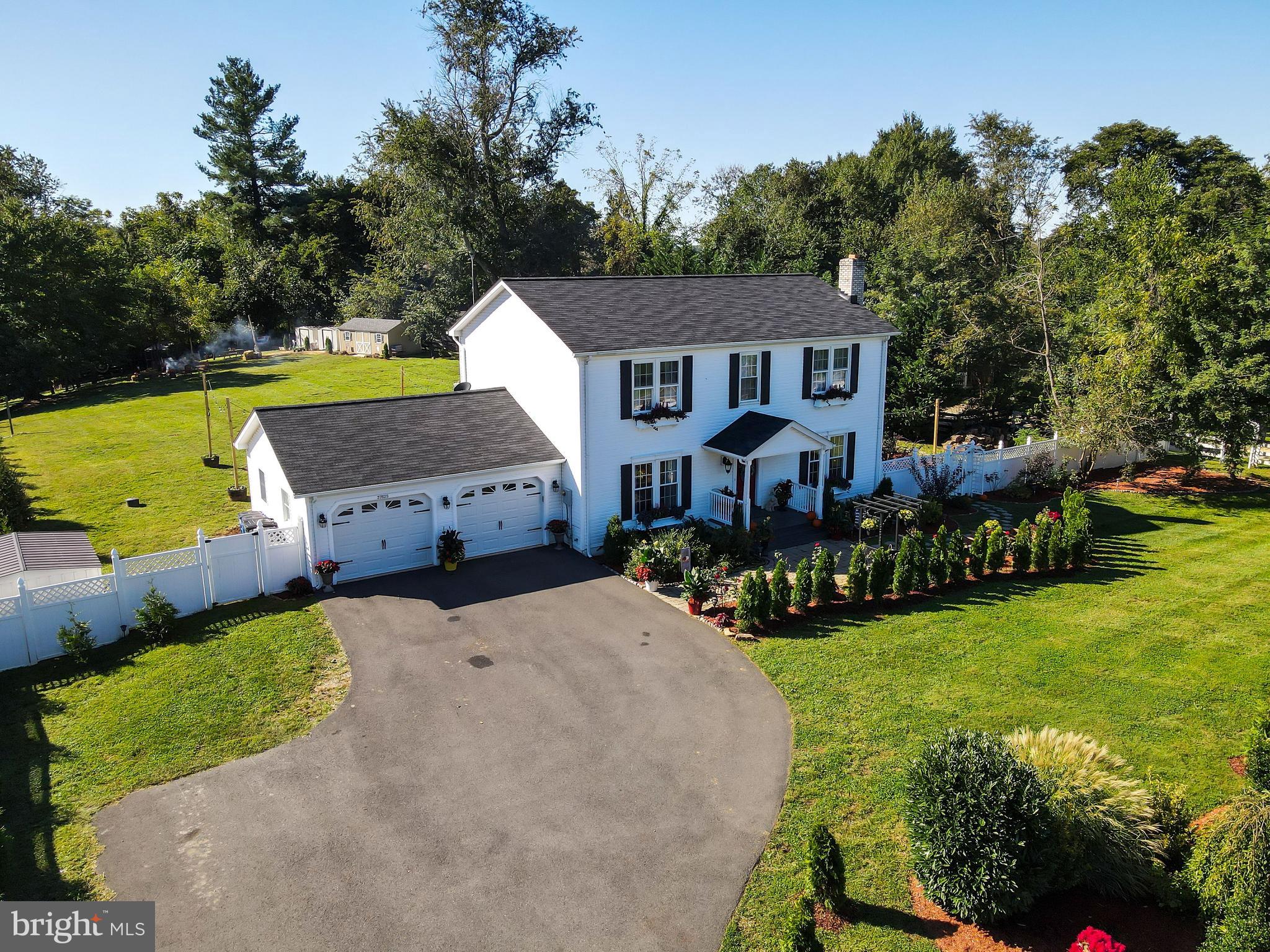 MIDDLEBURG - Residential