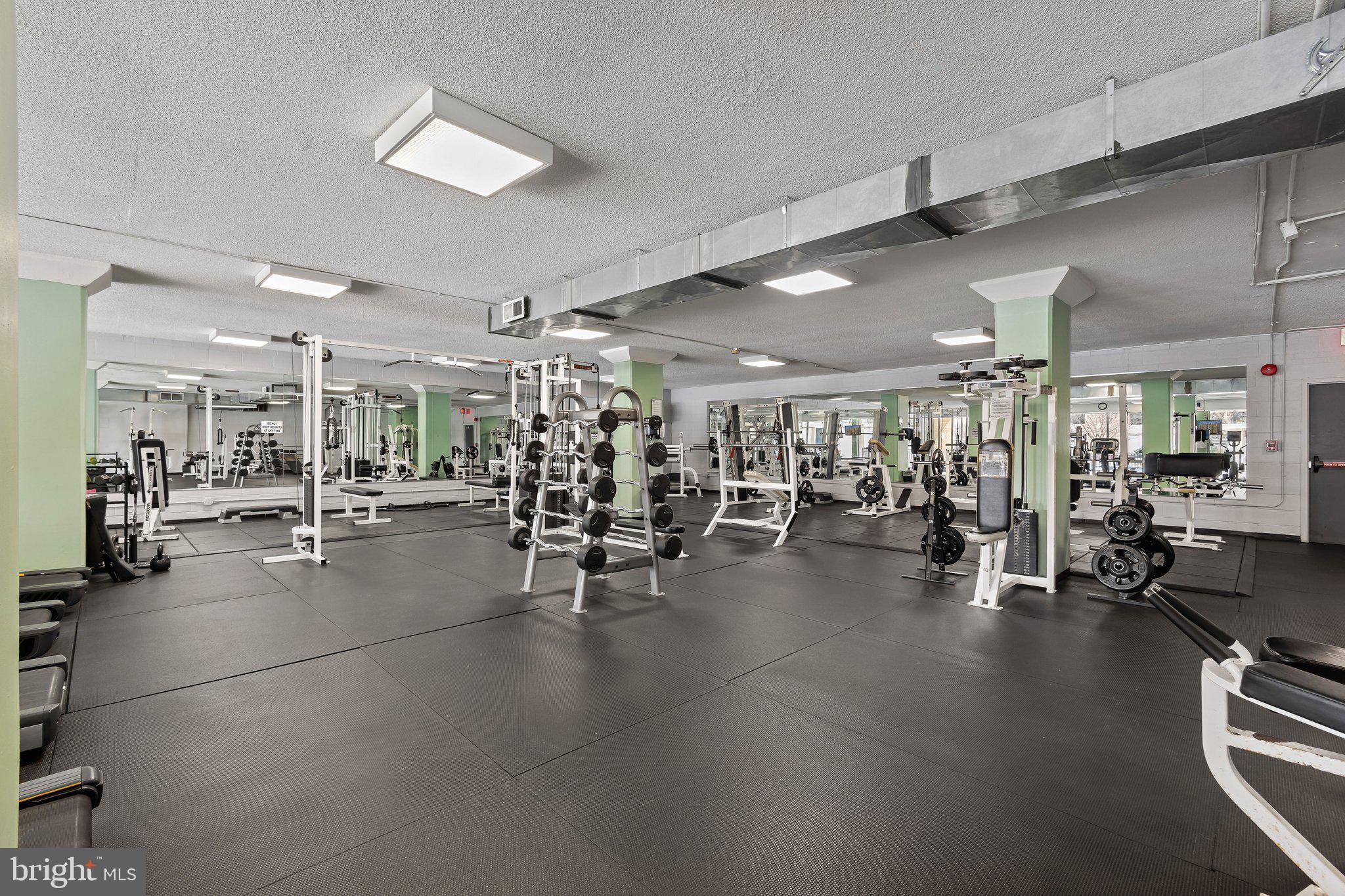 THE CARLTON - Residential