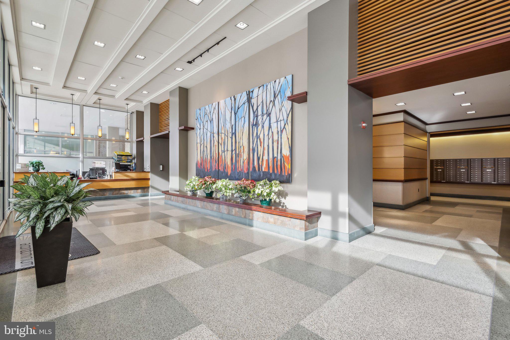 THE CARLTON - Residential