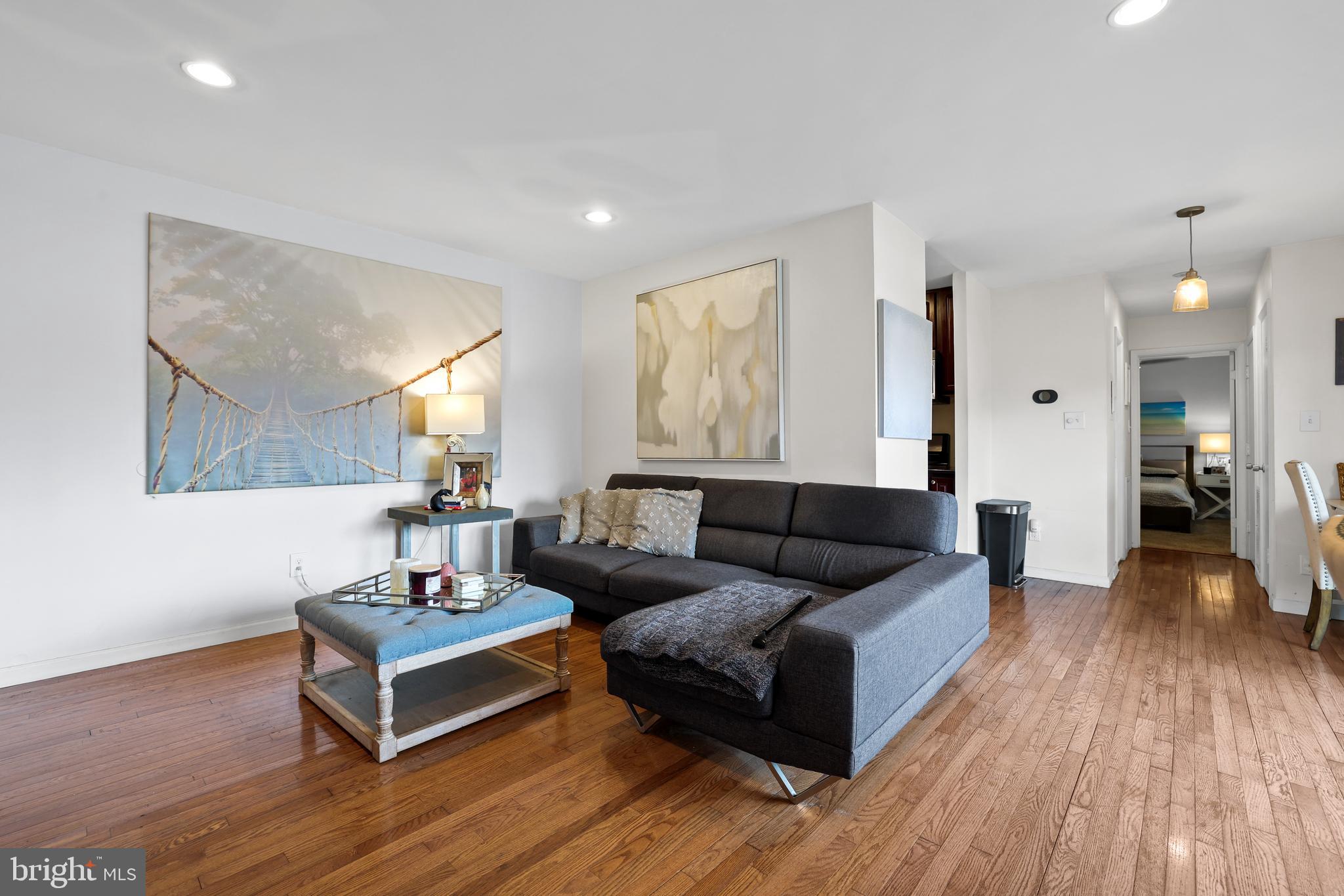 7528 SAVANNAH STREET T4