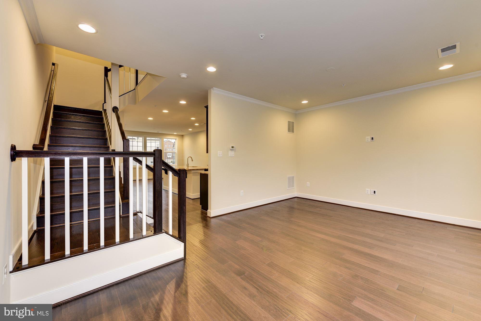 CROWN FARM - Residential Lease