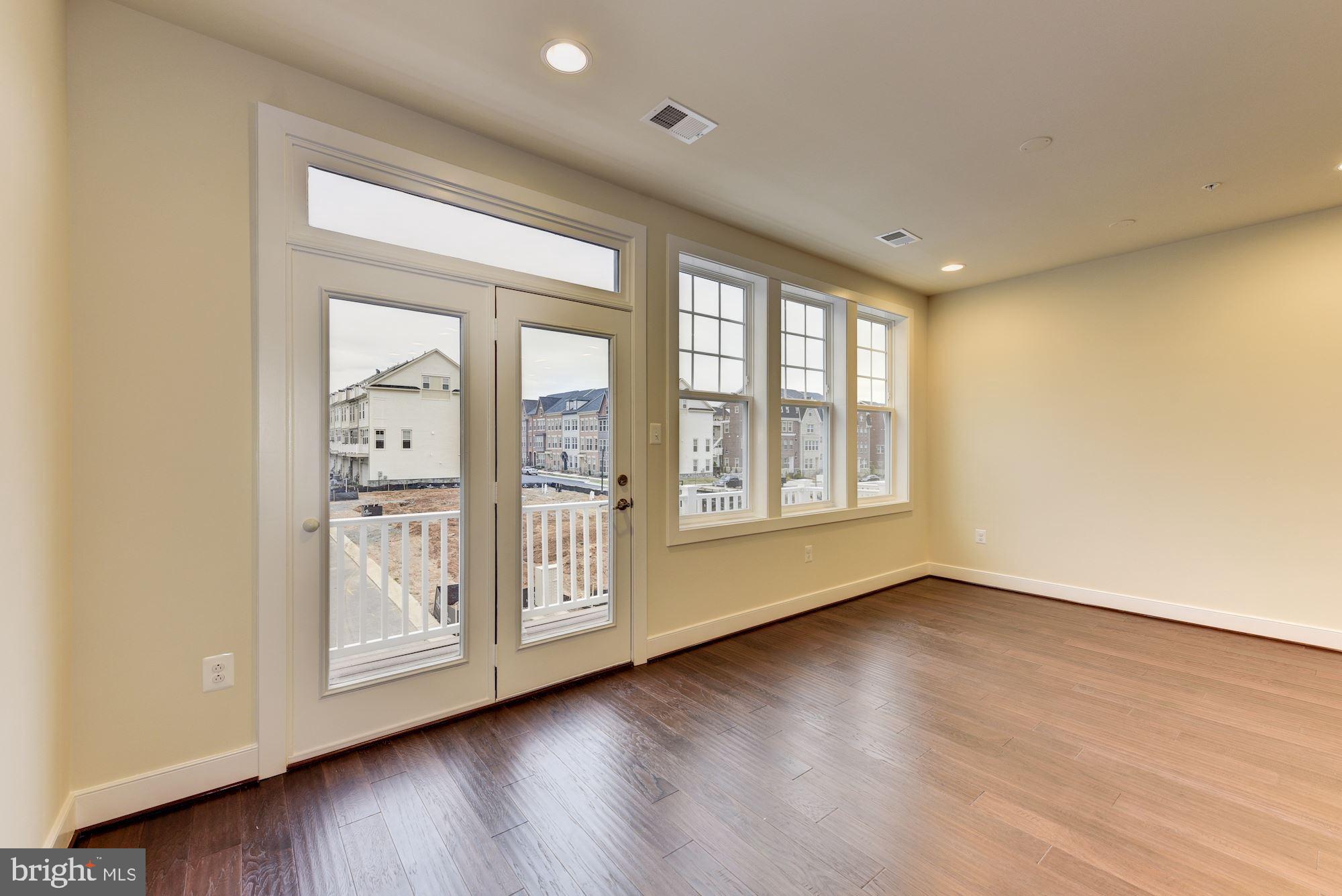 CROWN FARM - Residential Lease