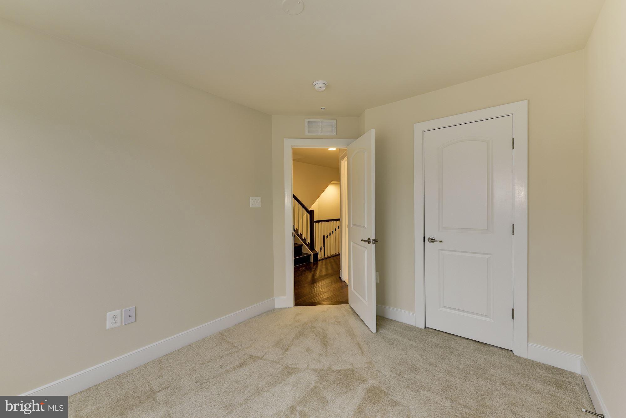 CROWN FARM - Residential Lease