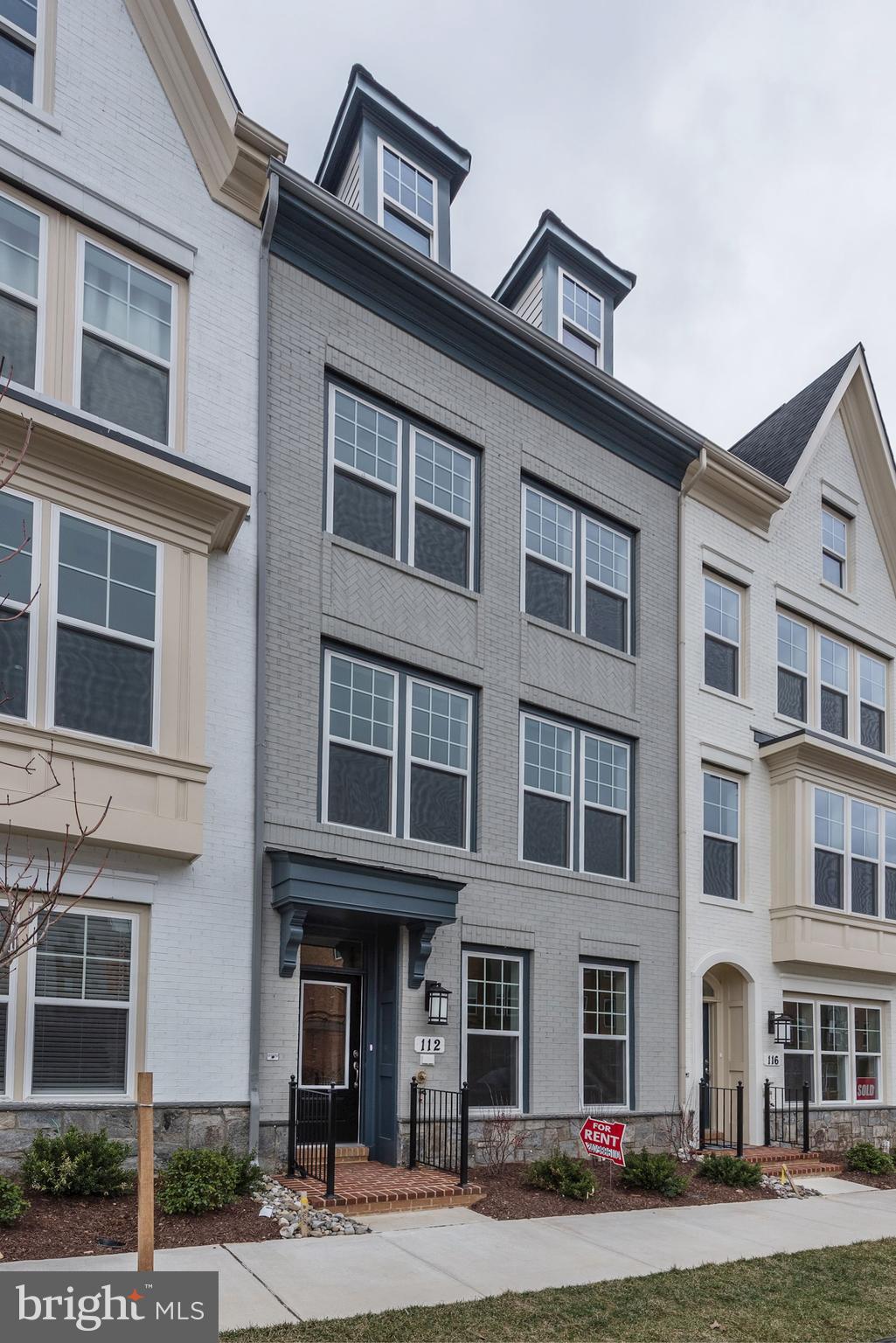 THIS 4 LEVELS TOWNHOUSE WITH LOFT & ROOF TOP TERRACE, SEE THROUGH FIREPLACE, LOCATED IN POPULAR CROWN FARM, EASY ACCESS TO 270, 370,200, CLOSE TO SHDAY GROVE METRO, FREE SHUTTLE BUS TO METRO, 1 MINUTE WALK TO DOWNTOWN CROWN FARM FULL OF RESTAURANTS AND RETAILS. GOURMET KITCHEN W/STAINLESS STEEL APPLIANCES, GRANITE COUNTERTOP, WOOD FLOORS, APPICATION FEE $50 PER ADULT, AVAILABLE ON 7/1/2025.