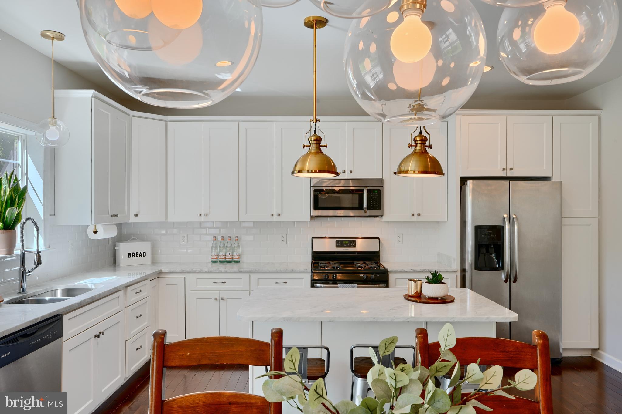 HOMELAND HISTORIC DISTRICT - Residential