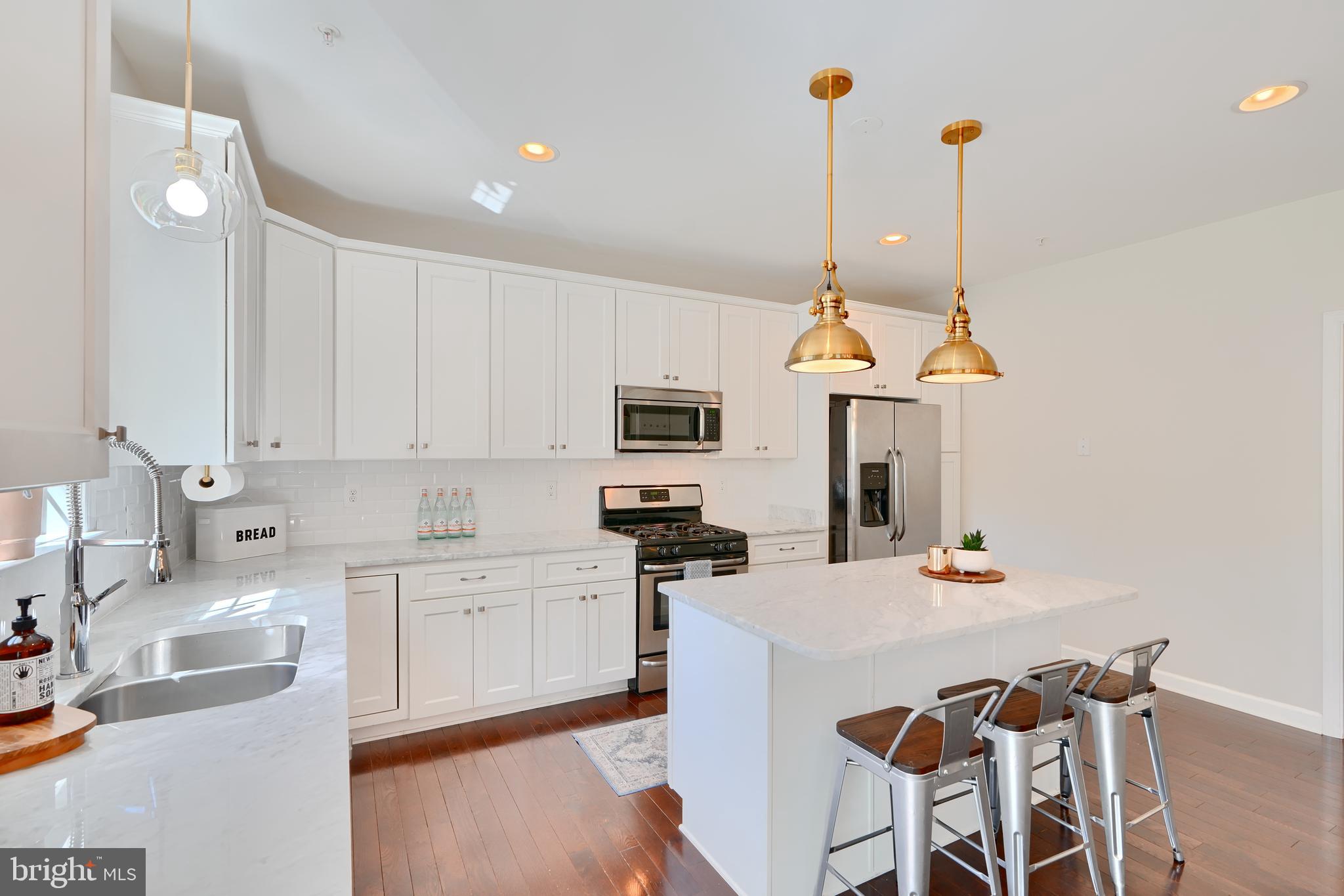 HOMELAND HISTORIC DISTRICT - Residential