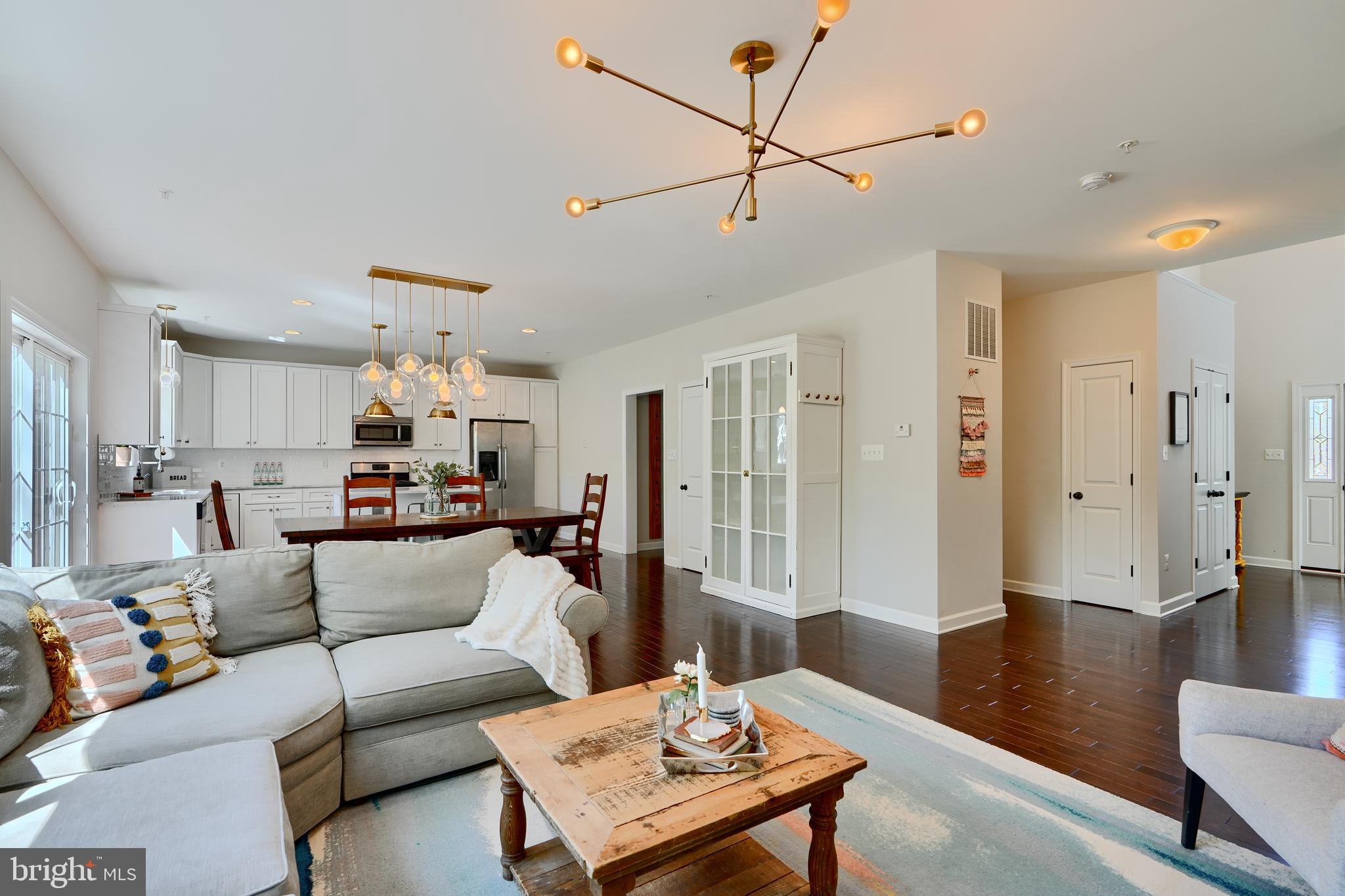 HOMELAND HISTORIC DISTRICT - Residential