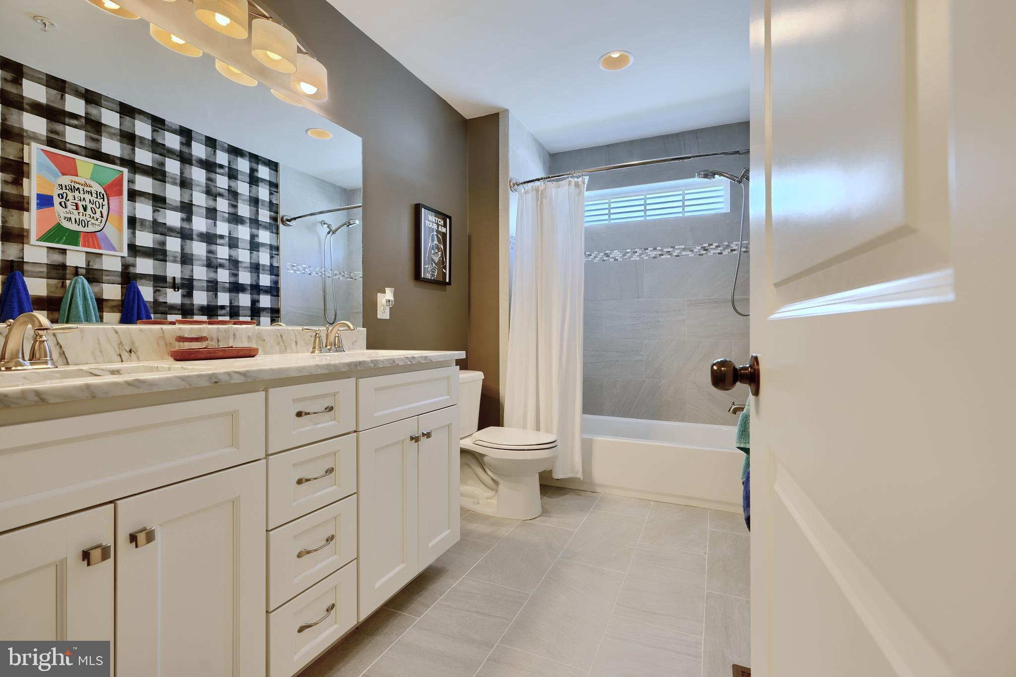 HOMELAND HISTORIC DISTRICT - Residential