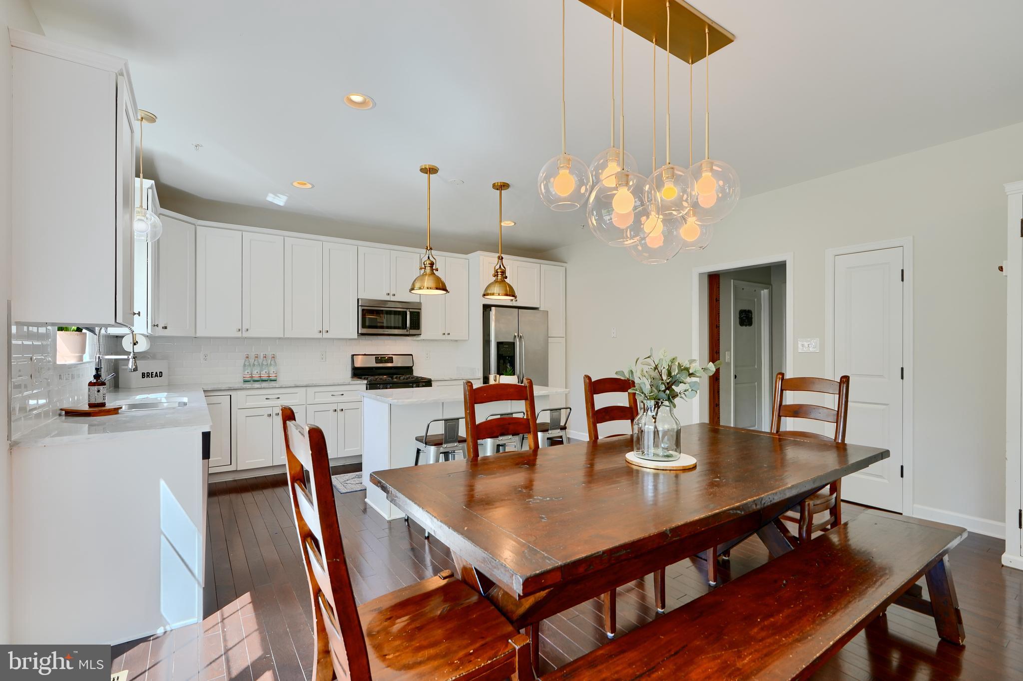 HOMELAND HISTORIC DISTRICT - Residential