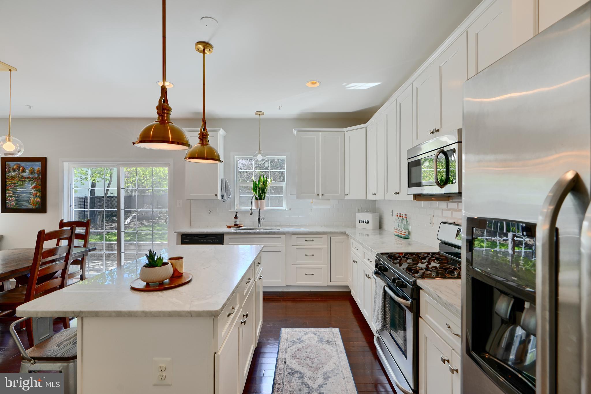 HOMELAND HISTORIC DISTRICT - Residential