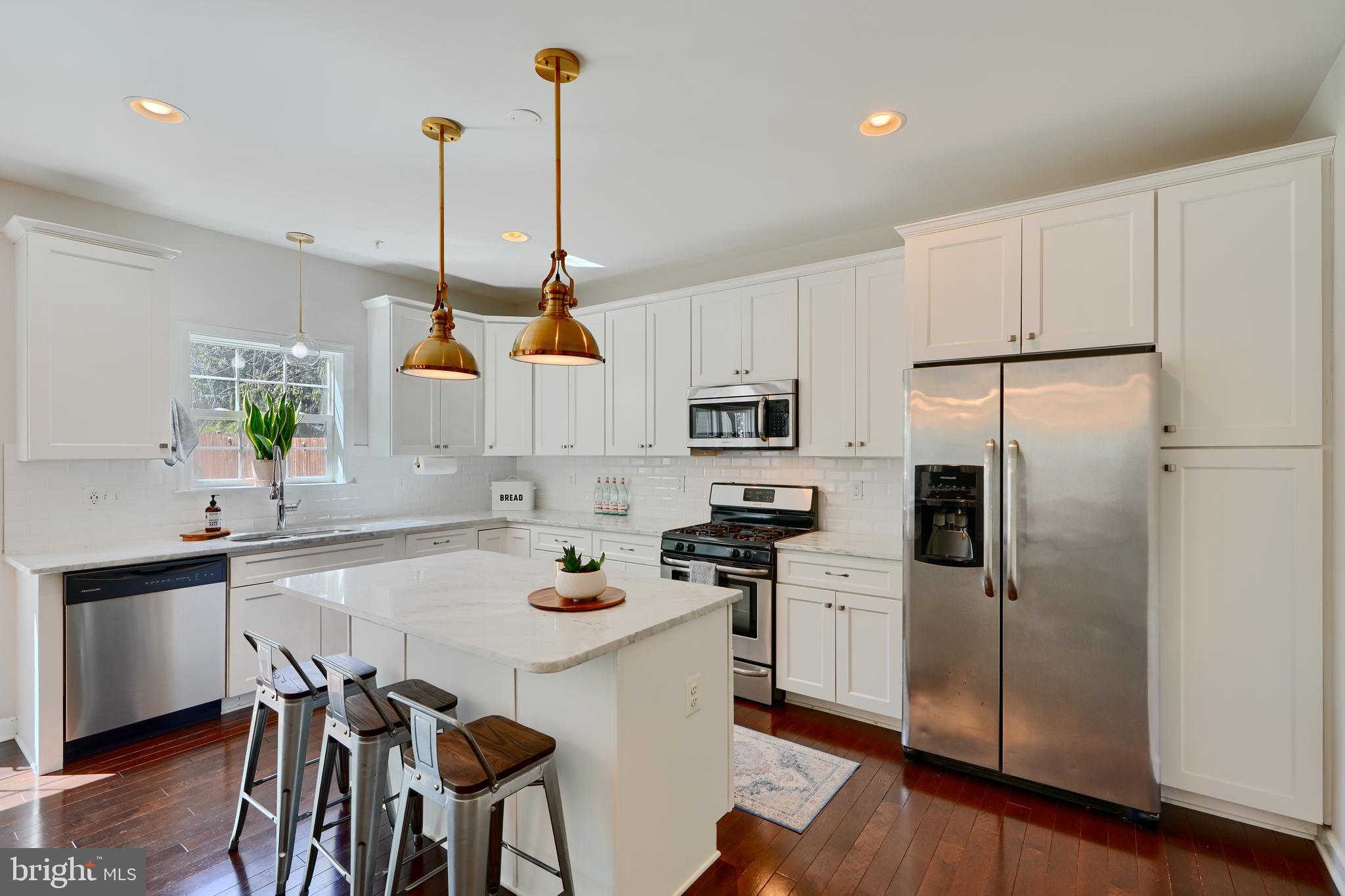 HOMELAND HISTORIC DISTRICT - Residential