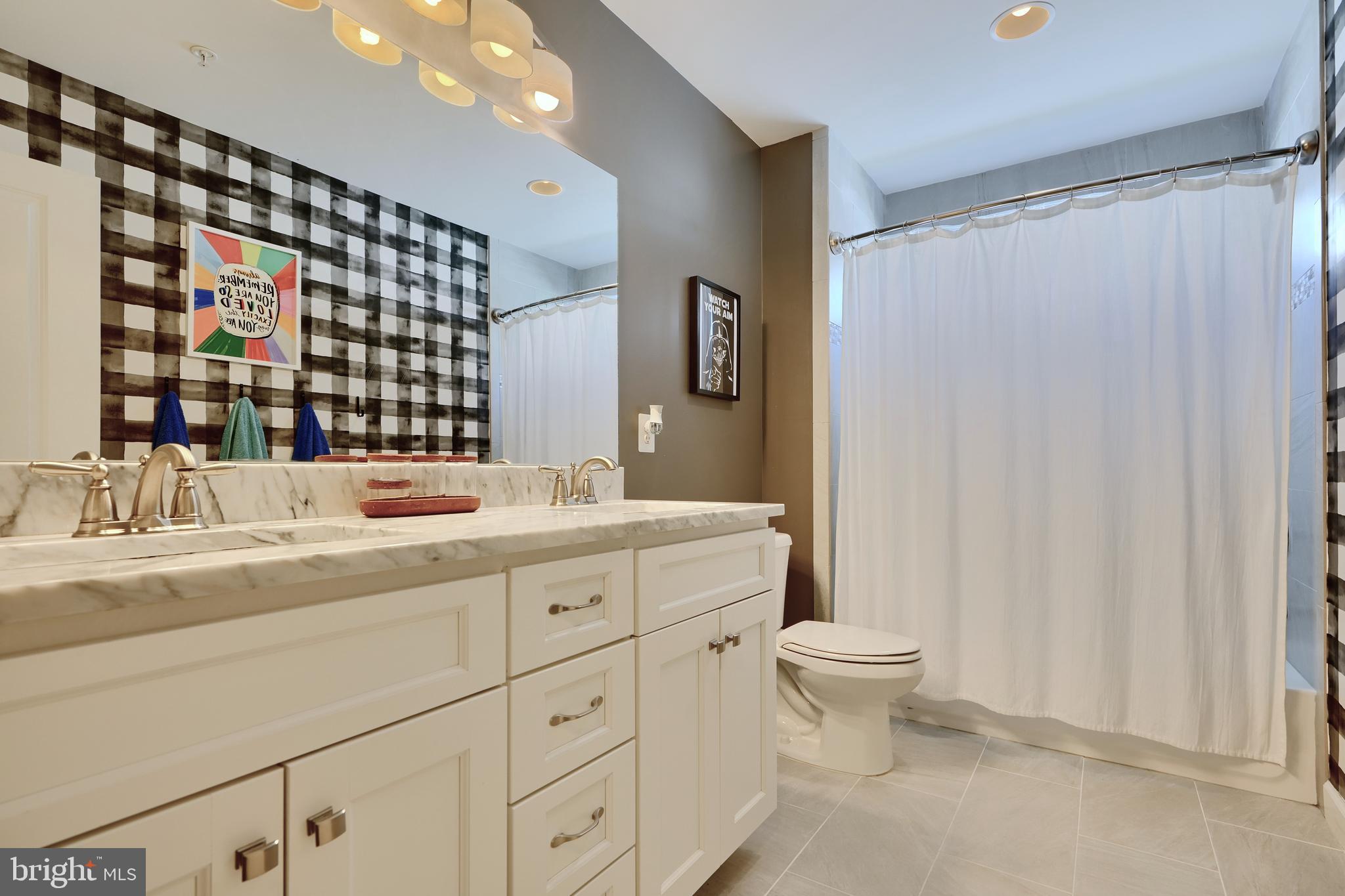 HOMELAND HISTORIC DISTRICT - Residential