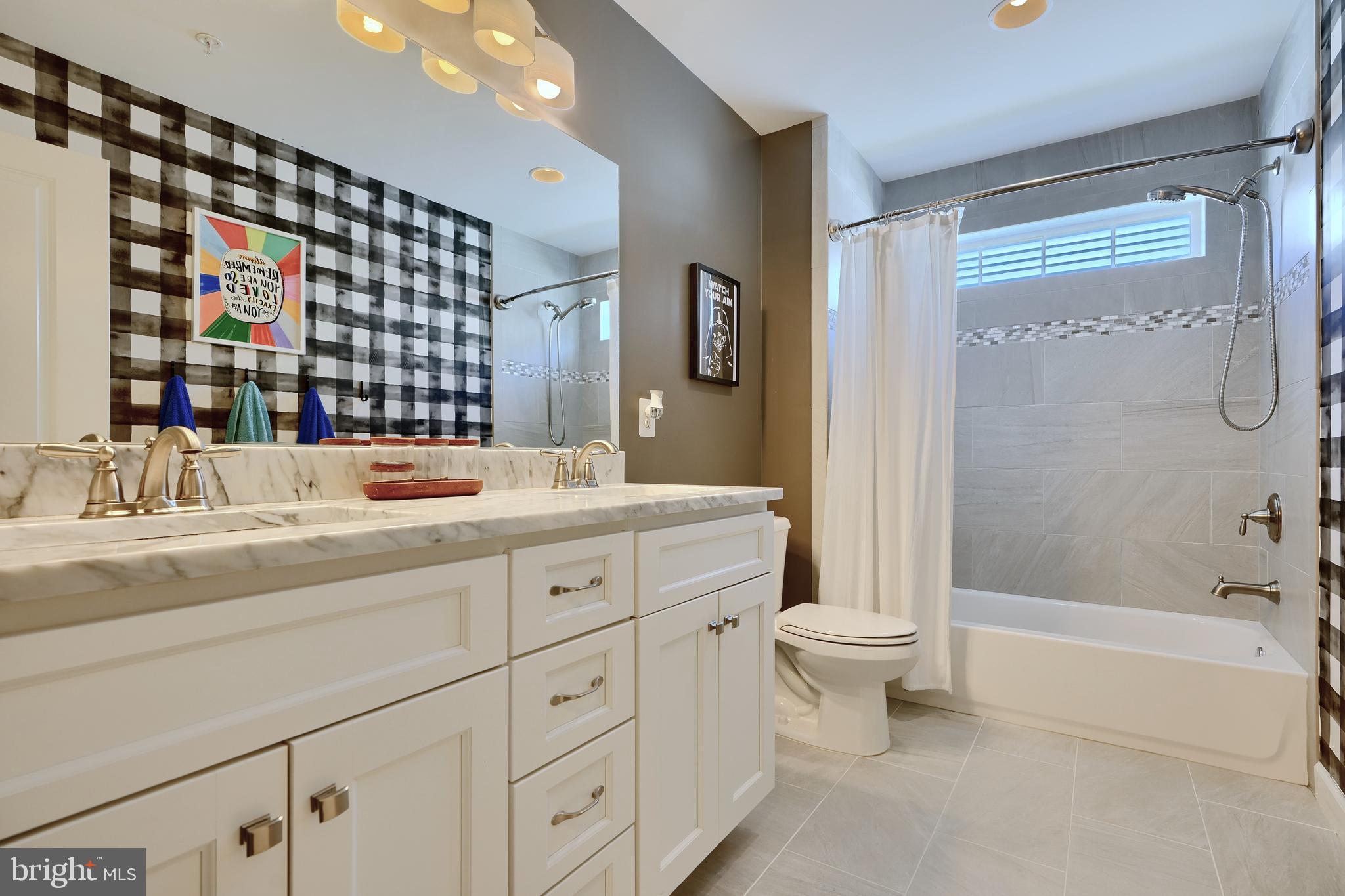 HOMELAND HISTORIC DISTRICT - Residential