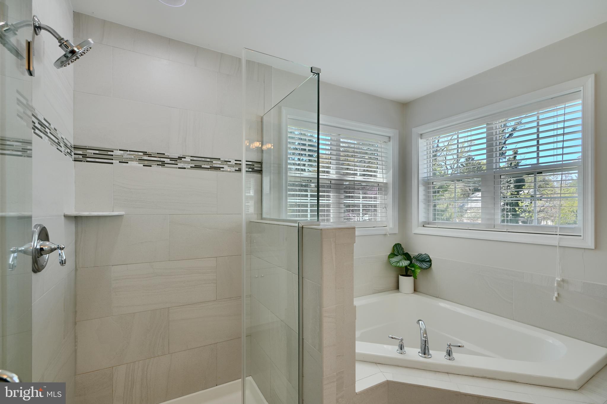 HOMELAND HISTORIC DISTRICT - Residential